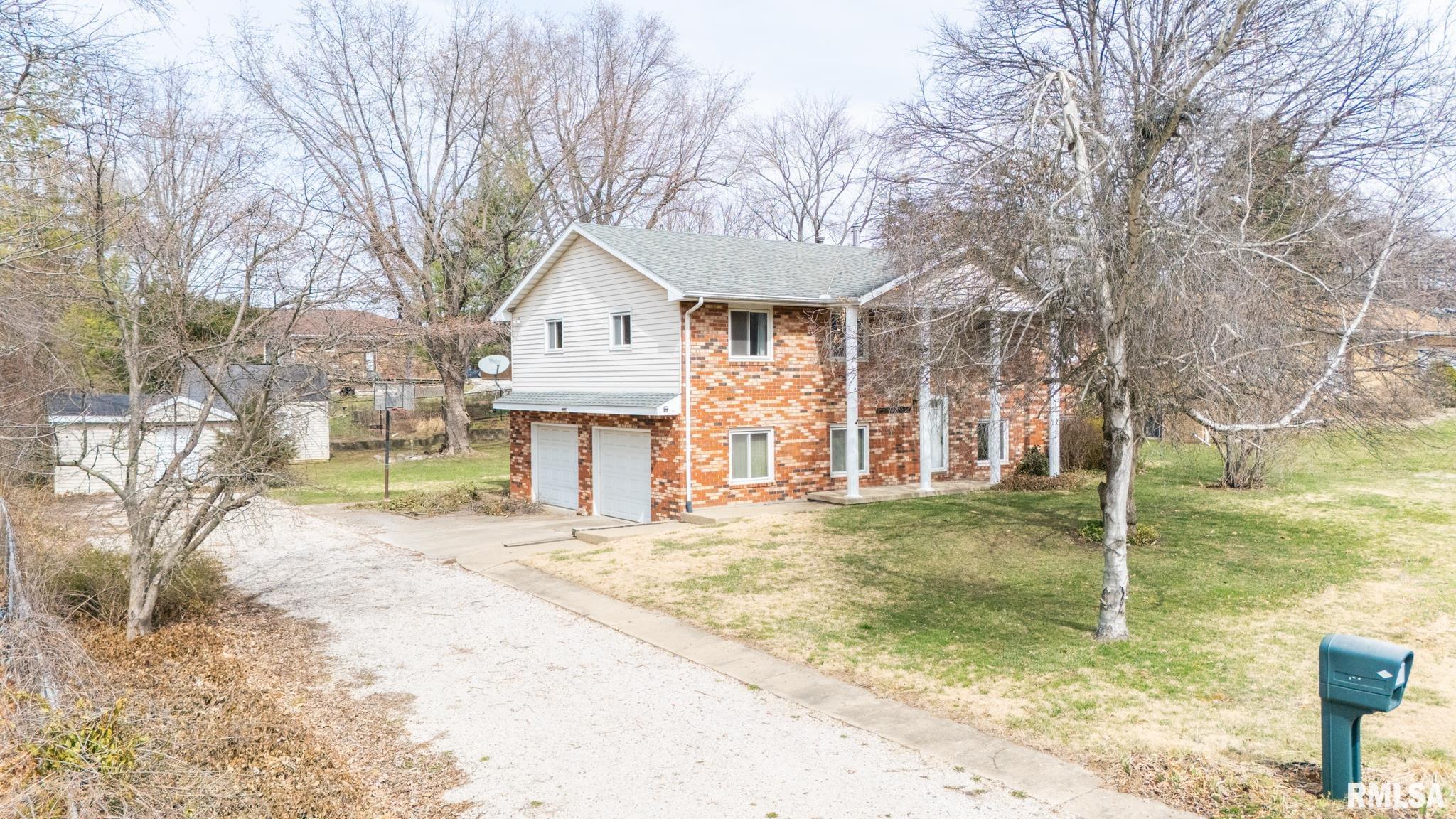 109 Julian Avenue, East Peoria, Illinois image 50