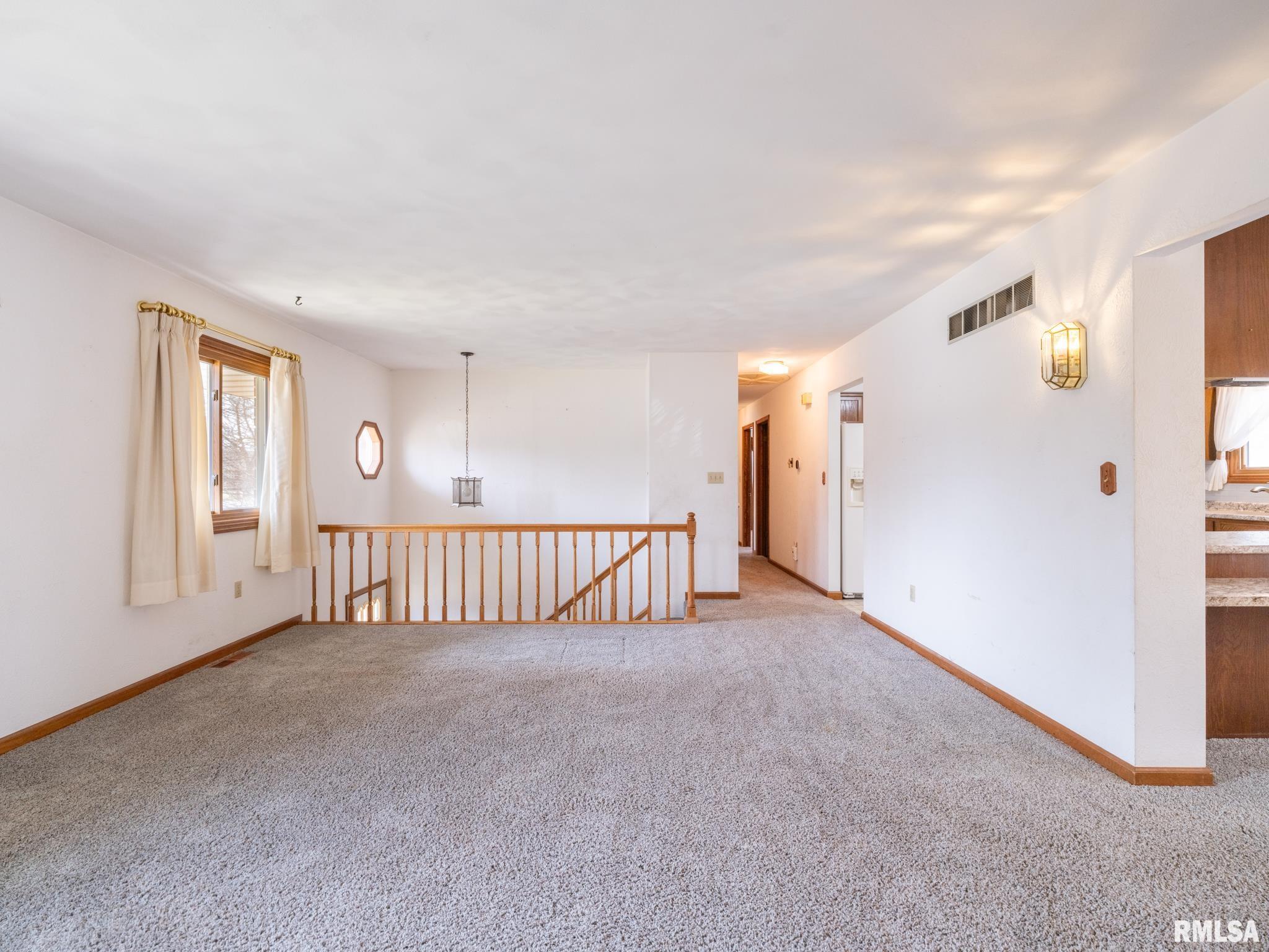 109 Julian Avenue, East Peoria, Illinois image 10
