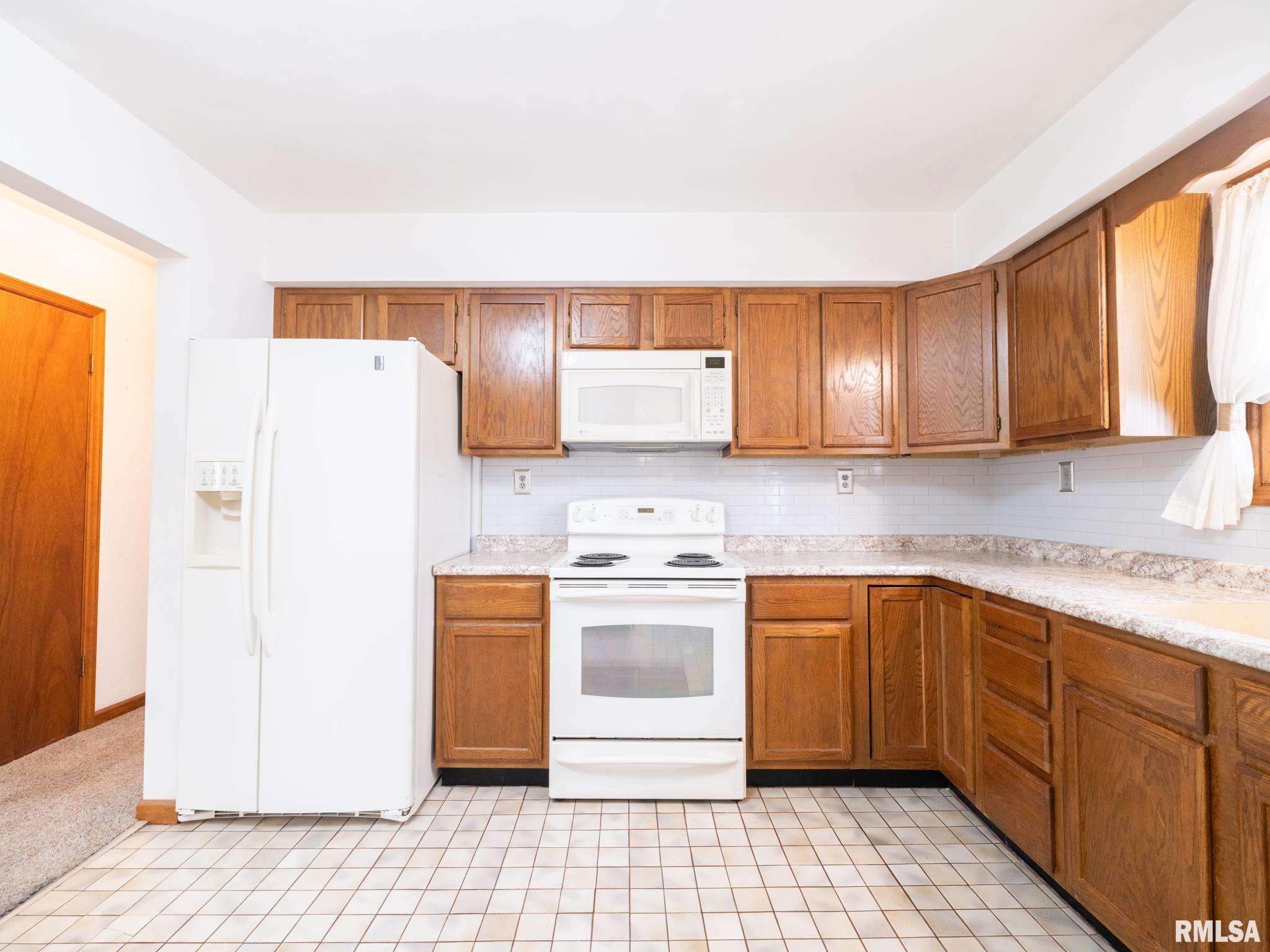 109 Julian Avenue, East Peoria, Illinois image 20