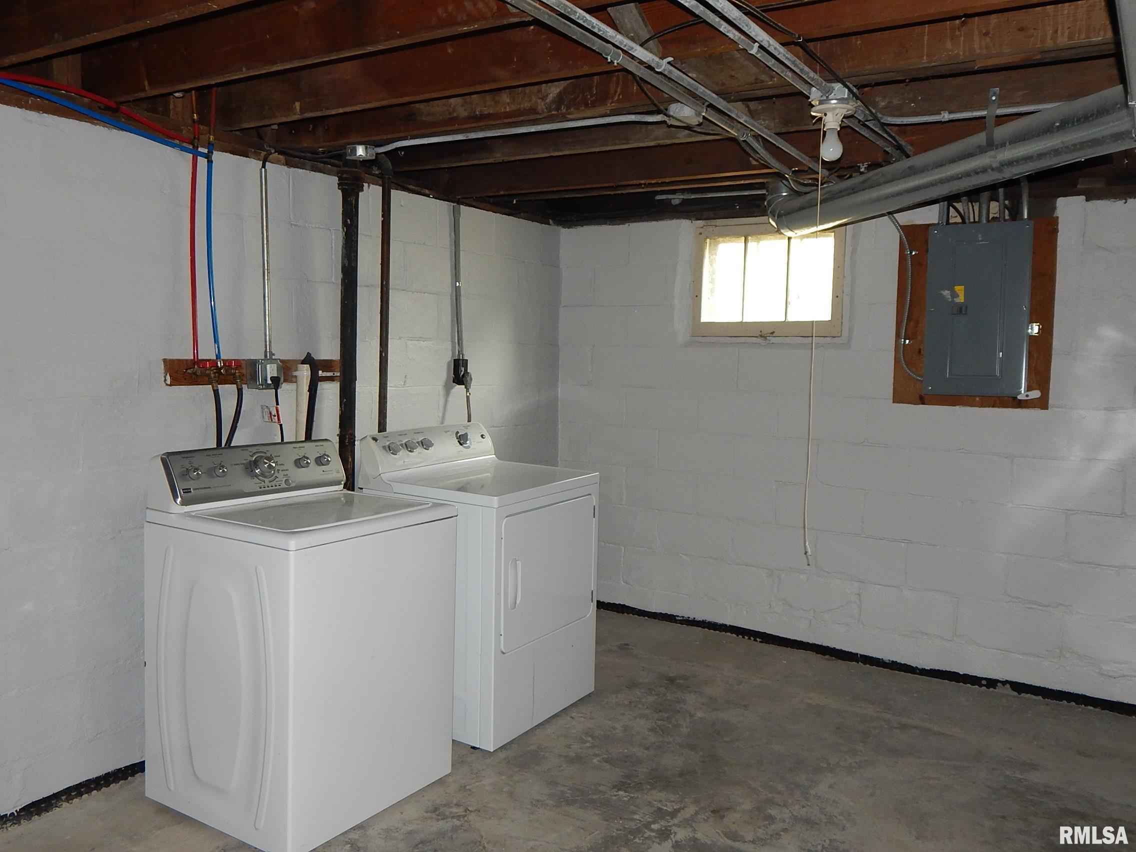 1115 W Locust Street, Davenport, Iowa image 27