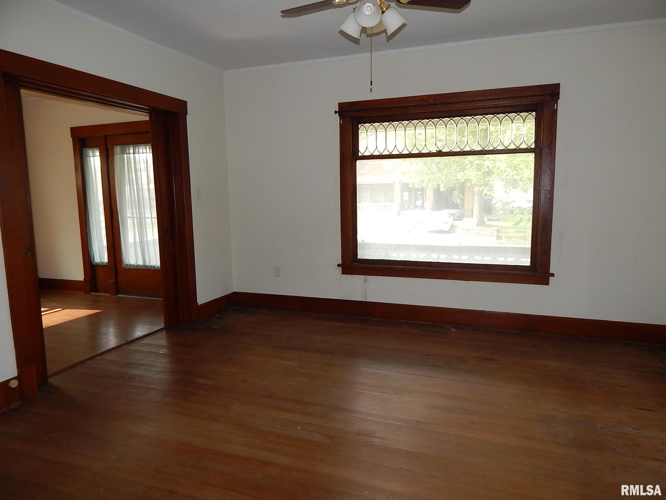 1115 W Locust Street, Davenport, Iowa image 16