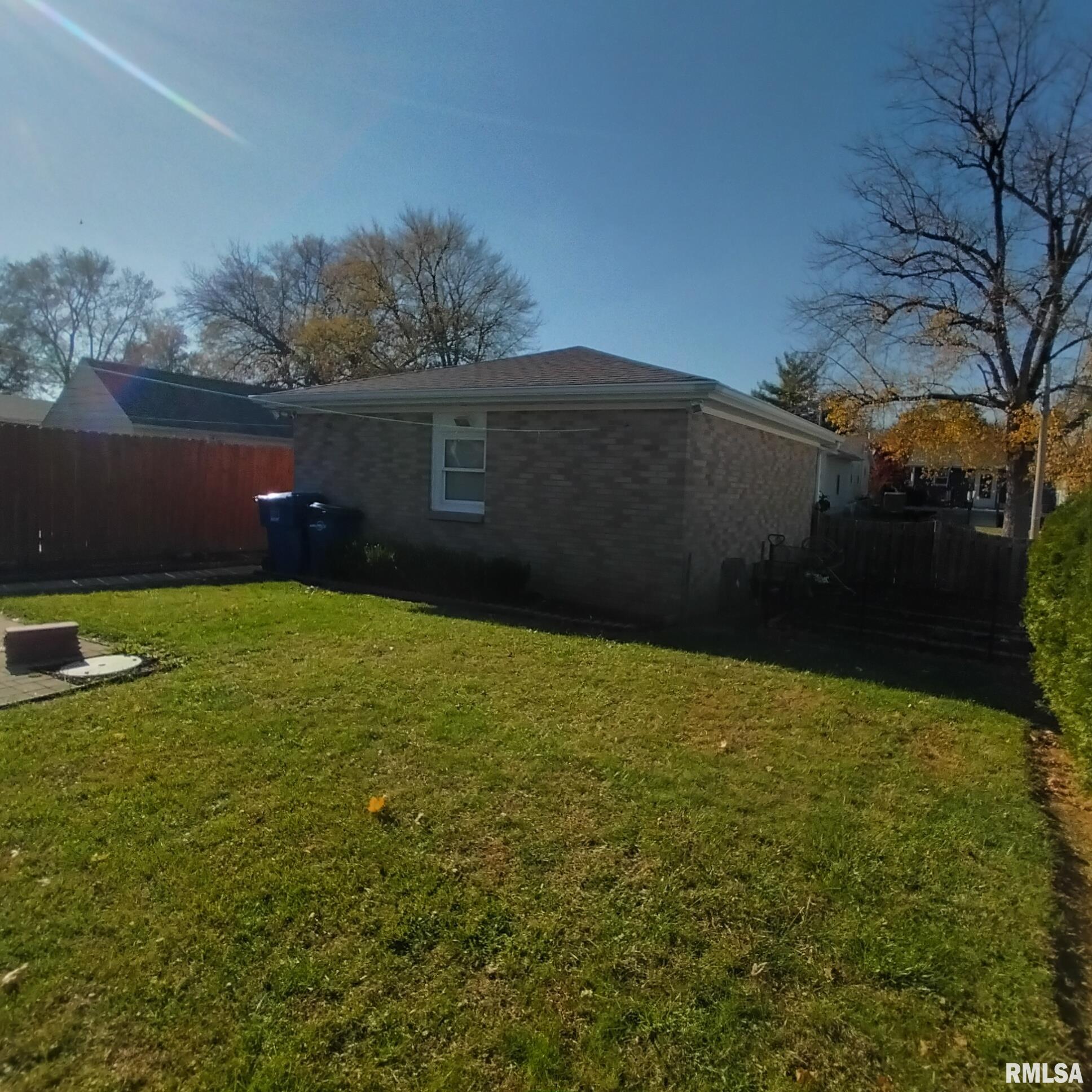 1847 32nd Street, Moline, Illinois image 7