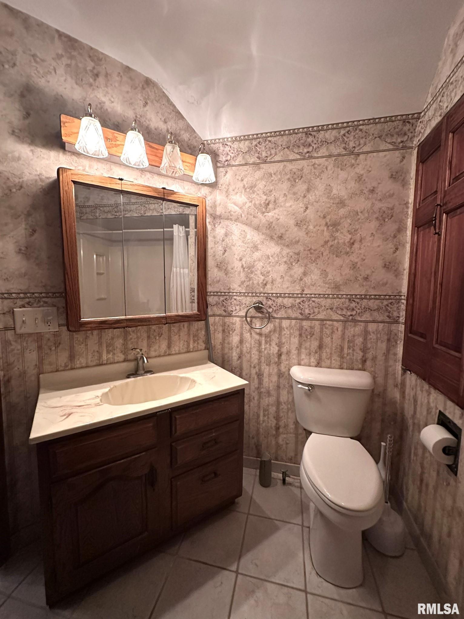 1024 Bateman Street, Galesburg, Illinois image 34