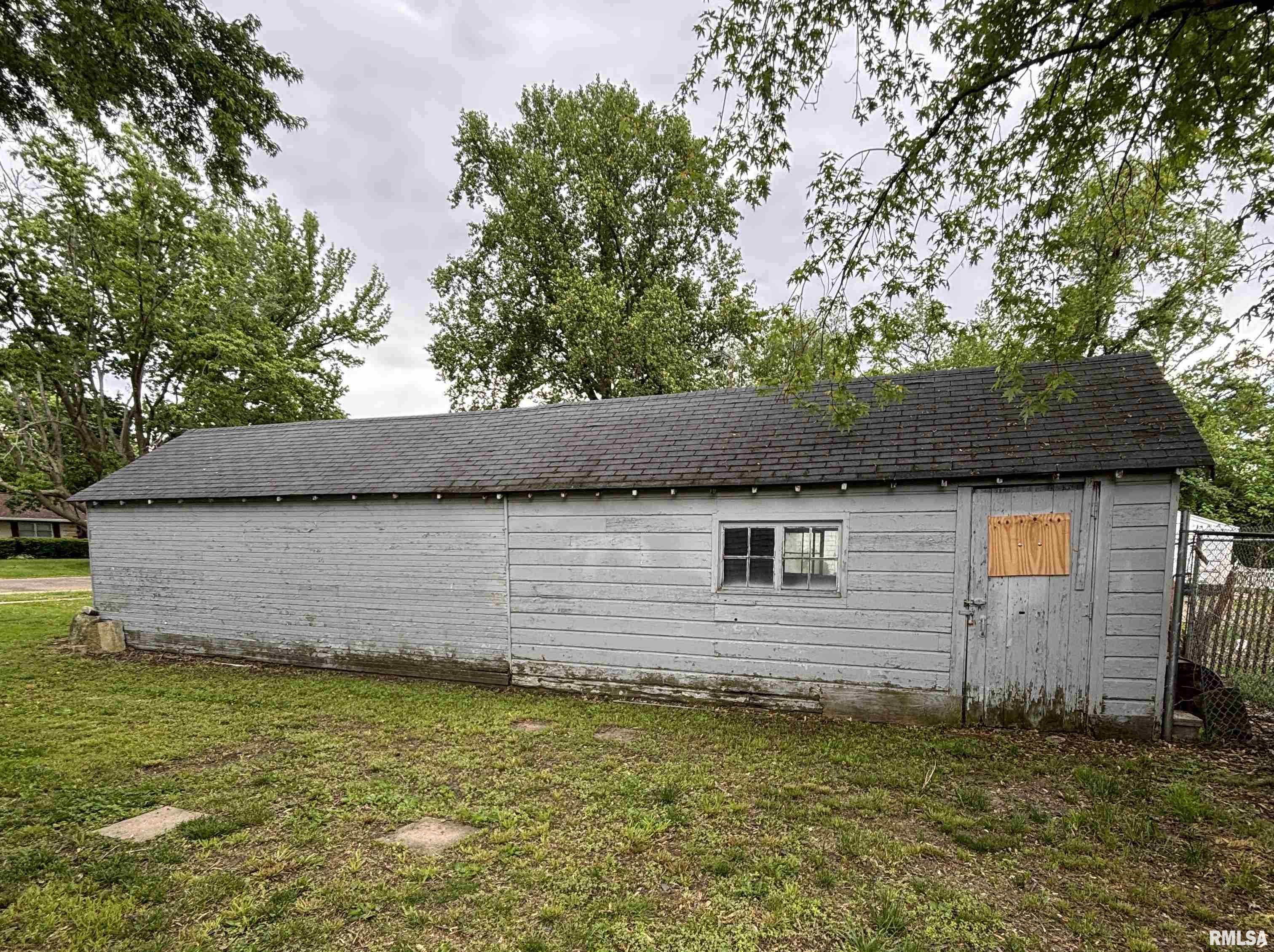 201 S Pearl Street, Waverly, Illinois image 50