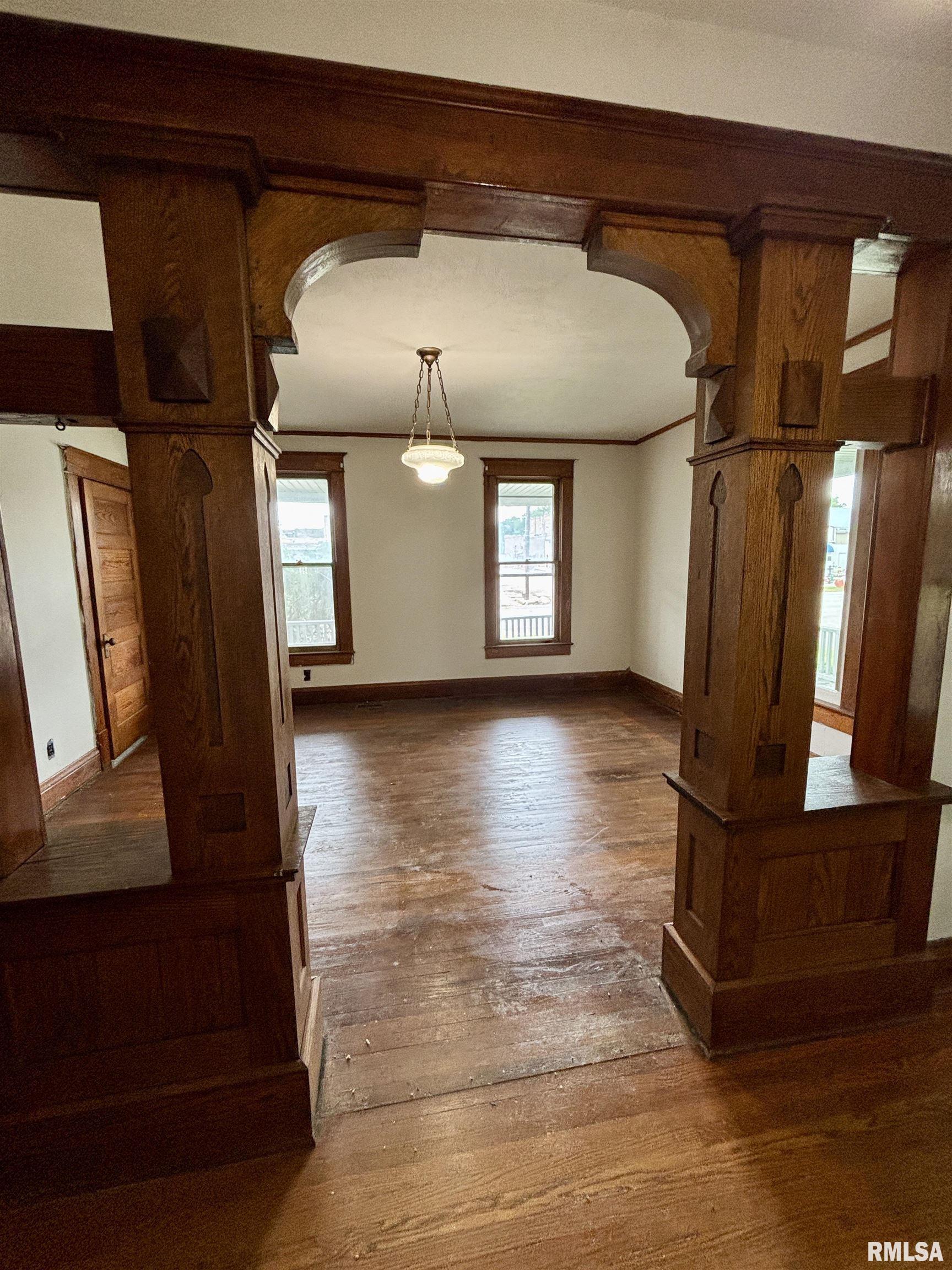 201 S Pearl Street, Waverly, Illinois image 11