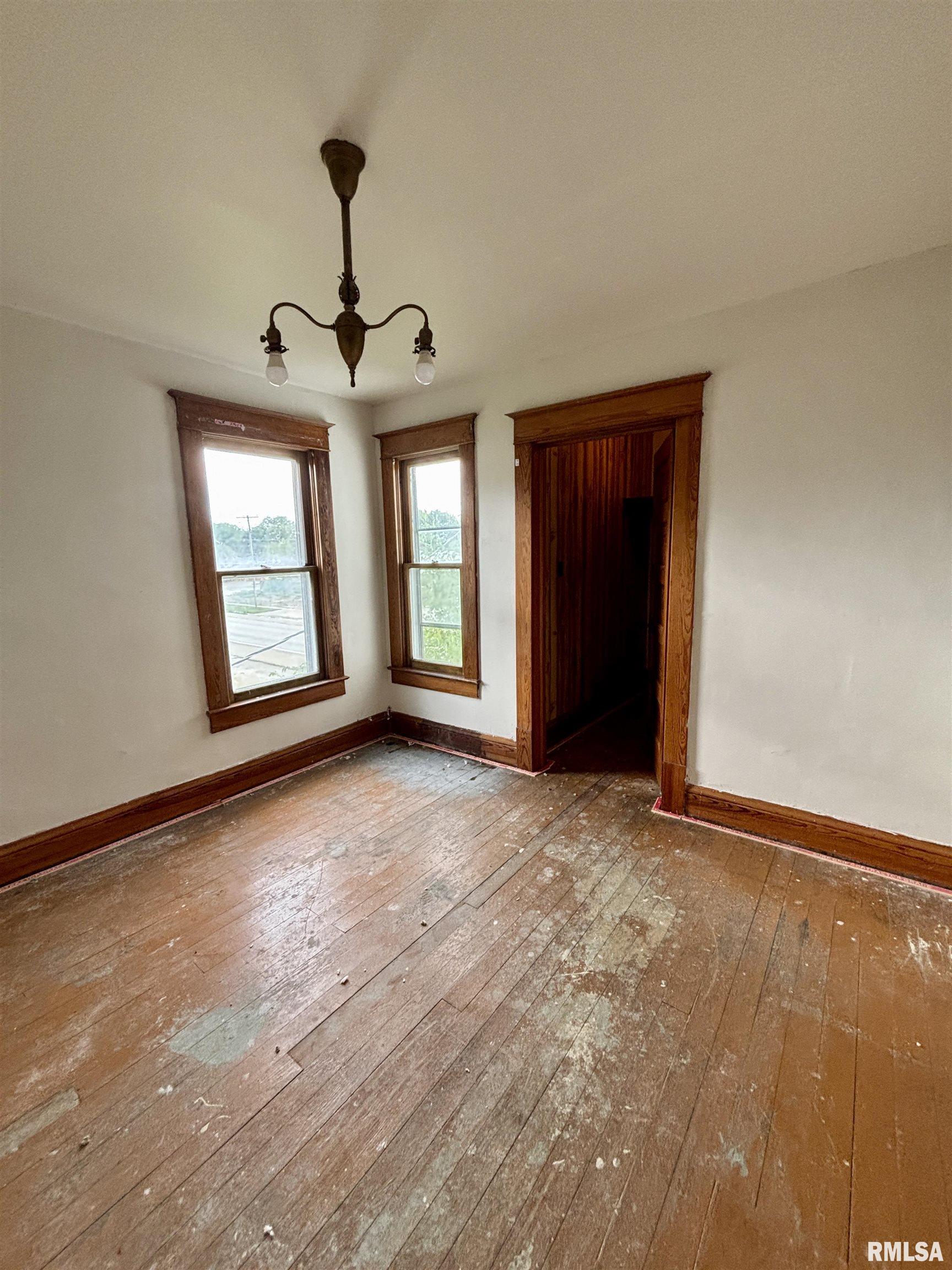 201 S Pearl Street, Waverly, Illinois image 36