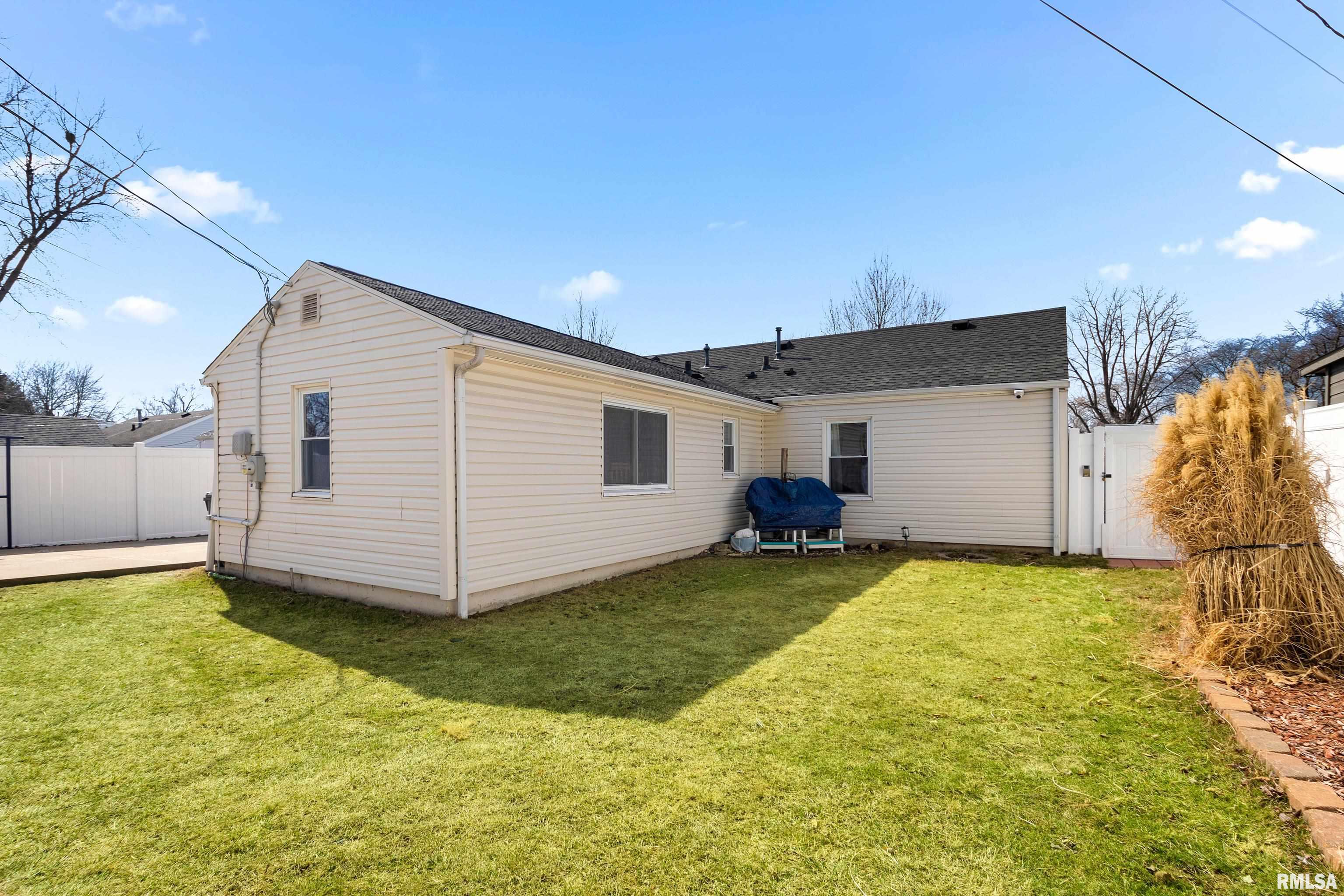 3014 N Mission Road, Peoria, Illinois image 6