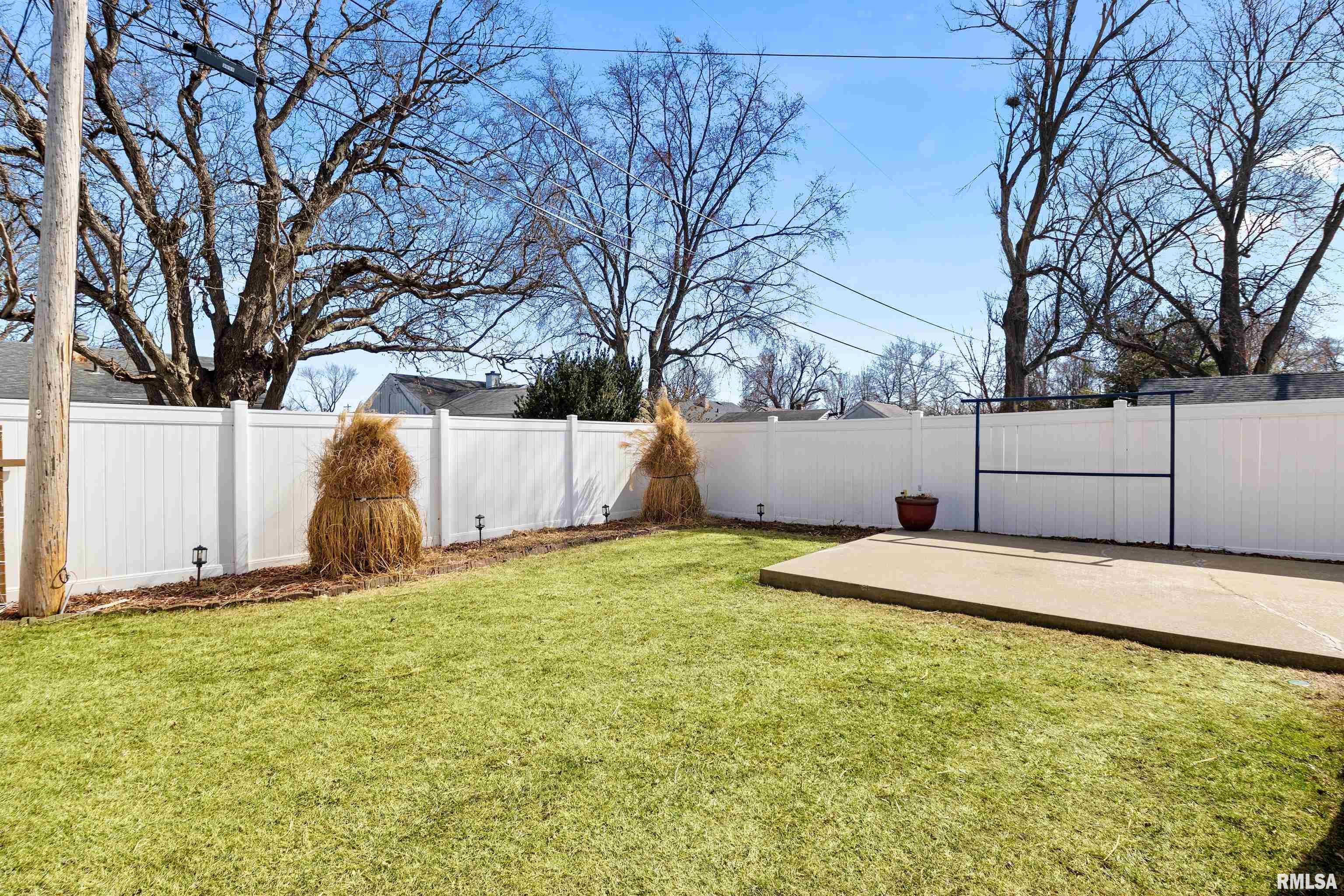 3014 N Mission Road, Peoria, Illinois image 9