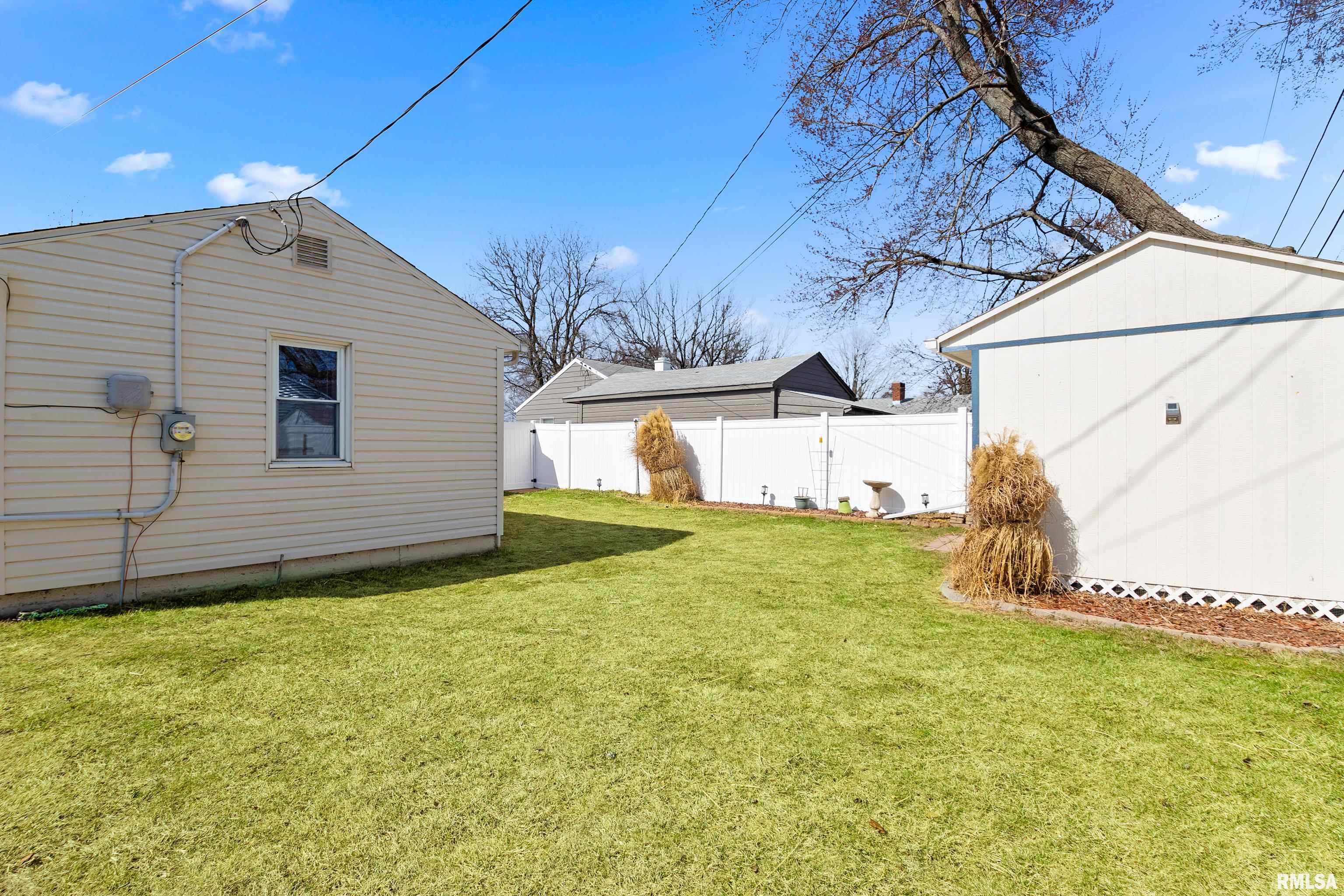 3014 N Mission Road, Peoria, Illinois image 5
