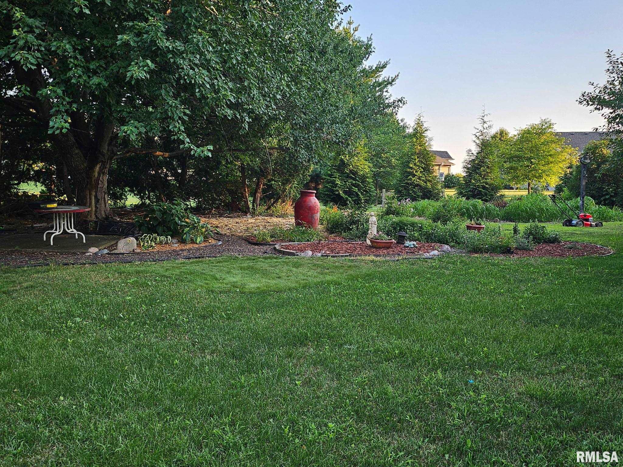 9 Oakwood Drive, Springfield, Illinois image 31