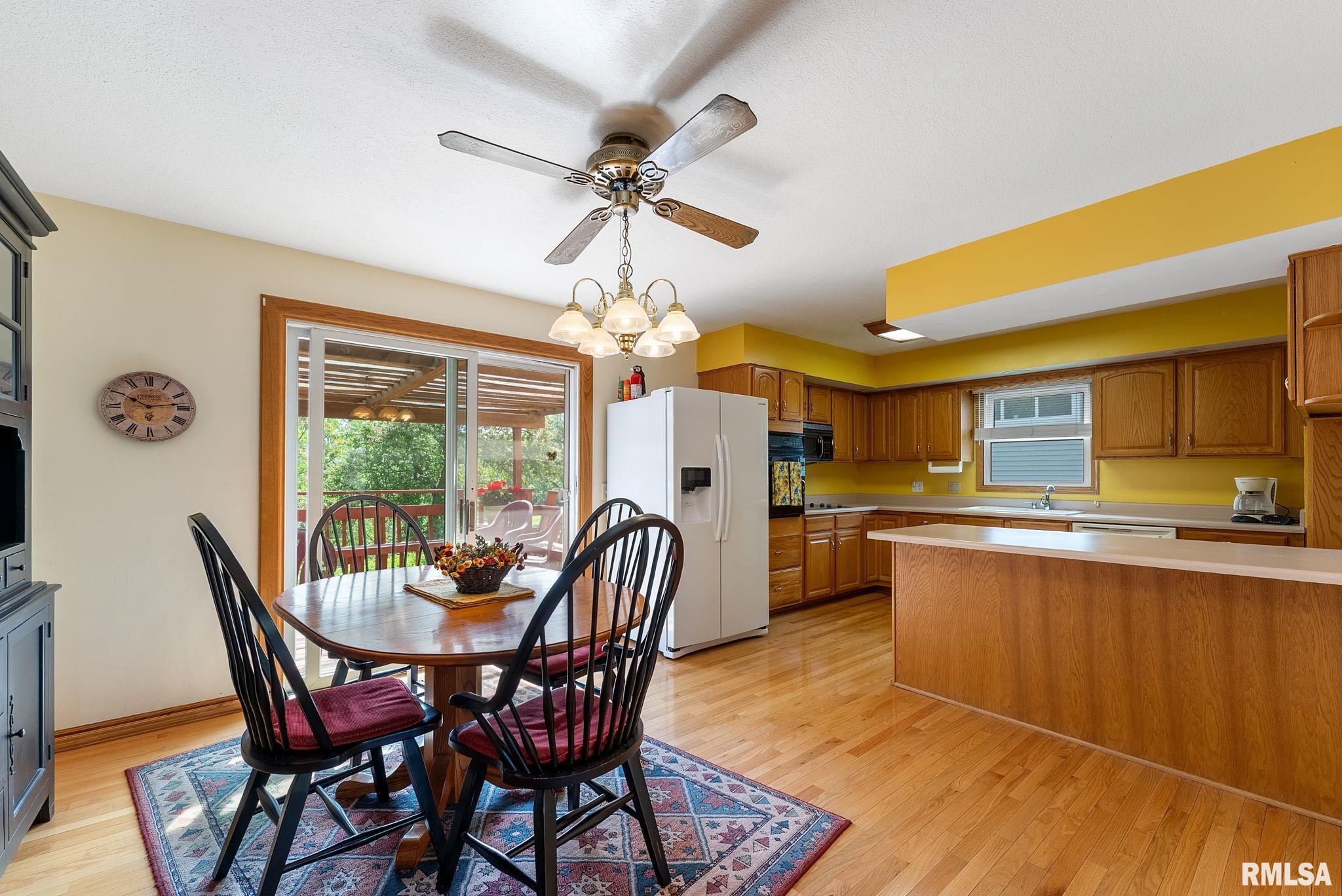 1109 33rd Street, Bettendorf, Iowa image 6