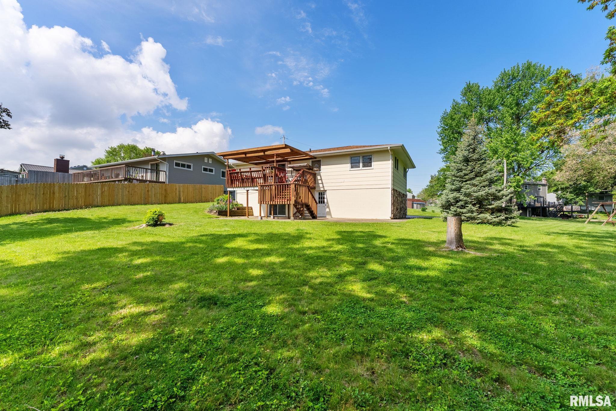 1109 33rd Street, Bettendorf, Iowa image 25