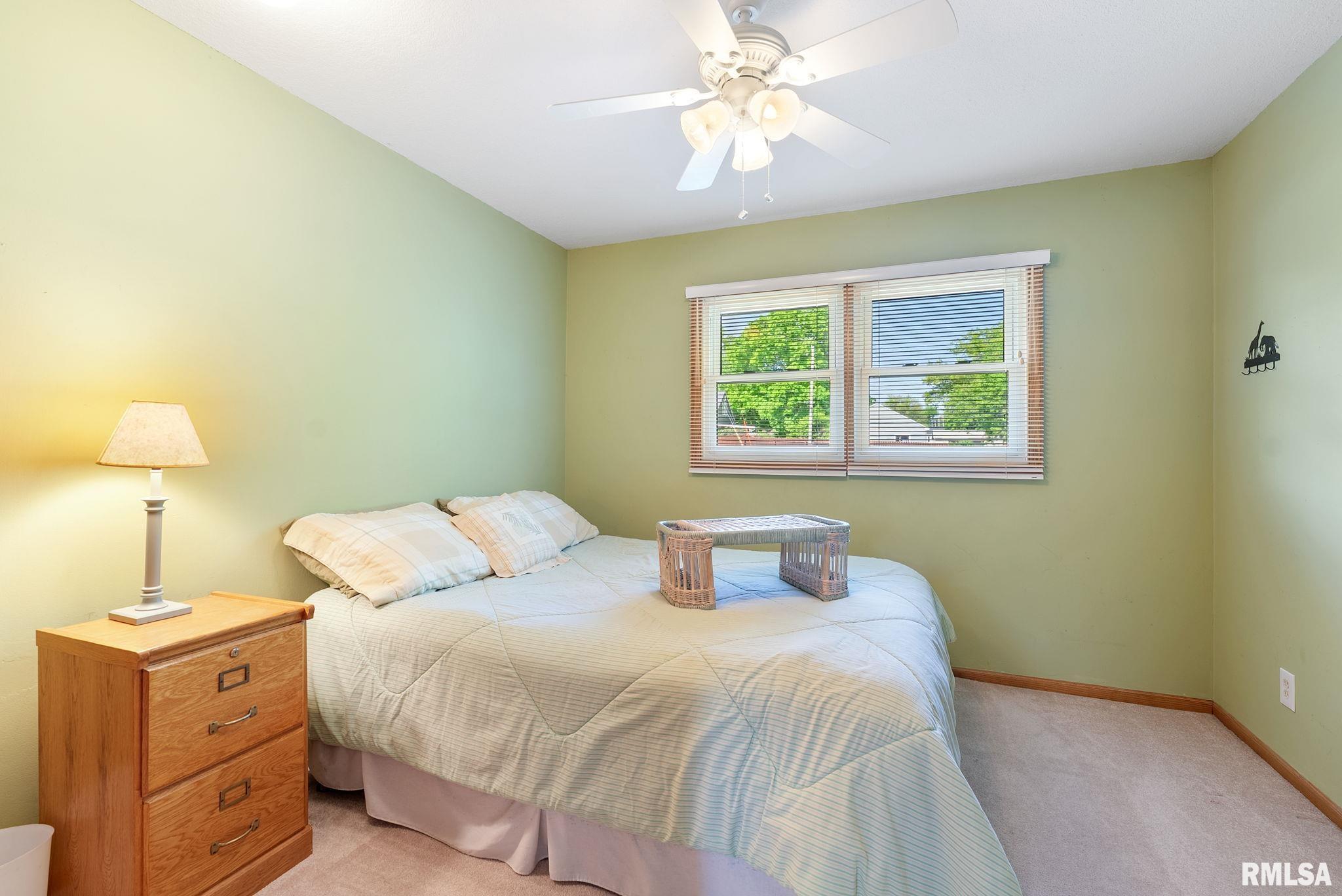 1109 33rd Street, Bettendorf, Iowa image 13