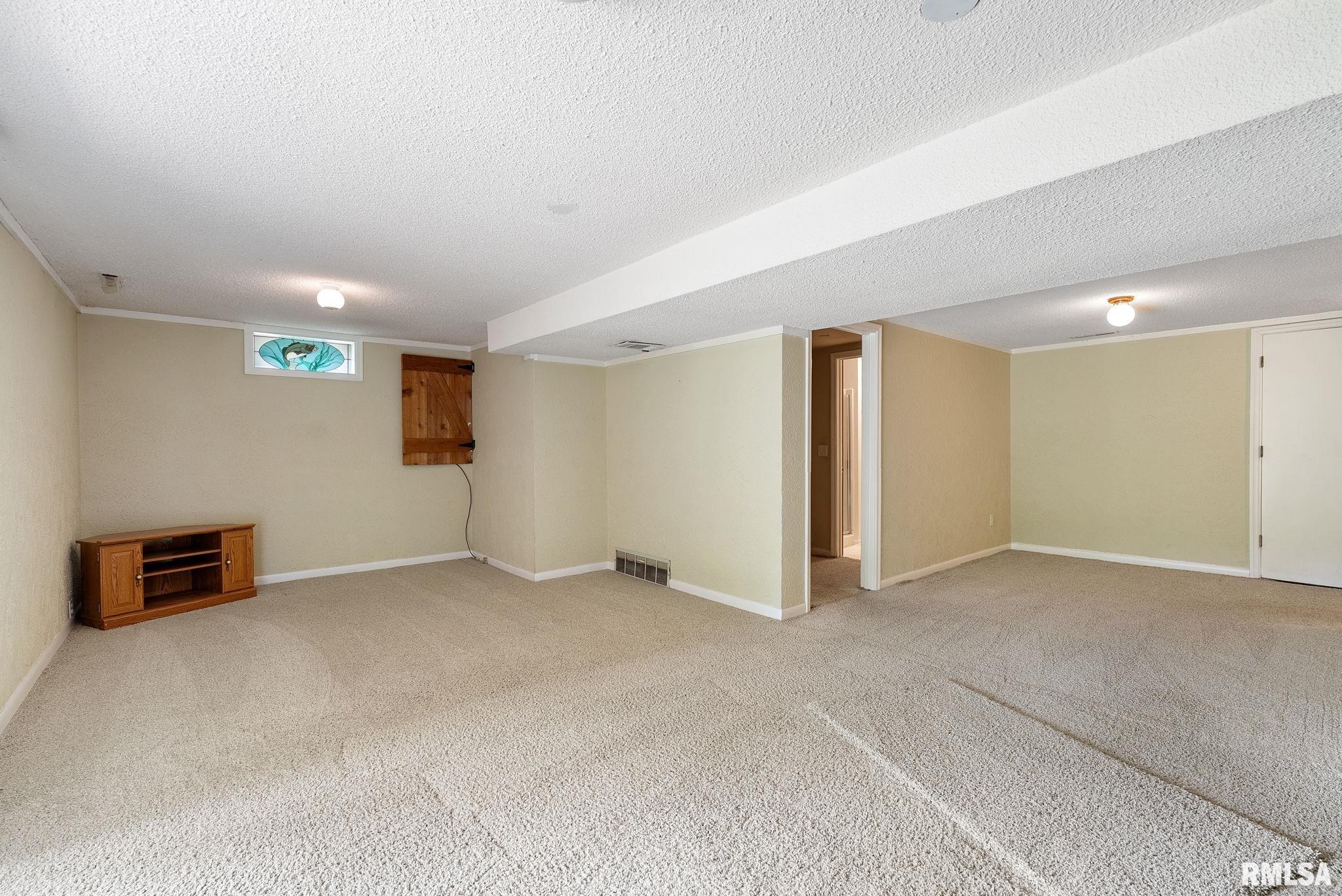1109 33rd Street, Bettendorf, Iowa image 16