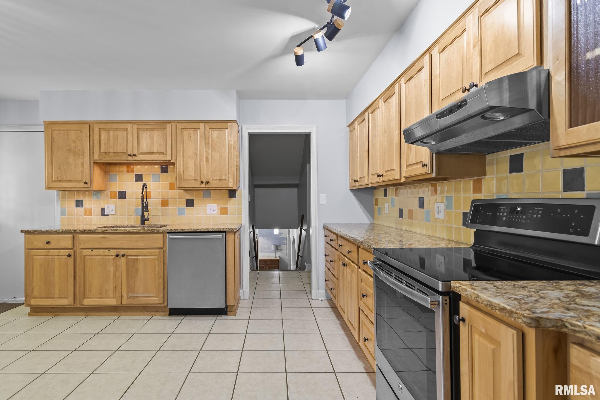 2236 Warson Road, Springfield, Illinois image 14