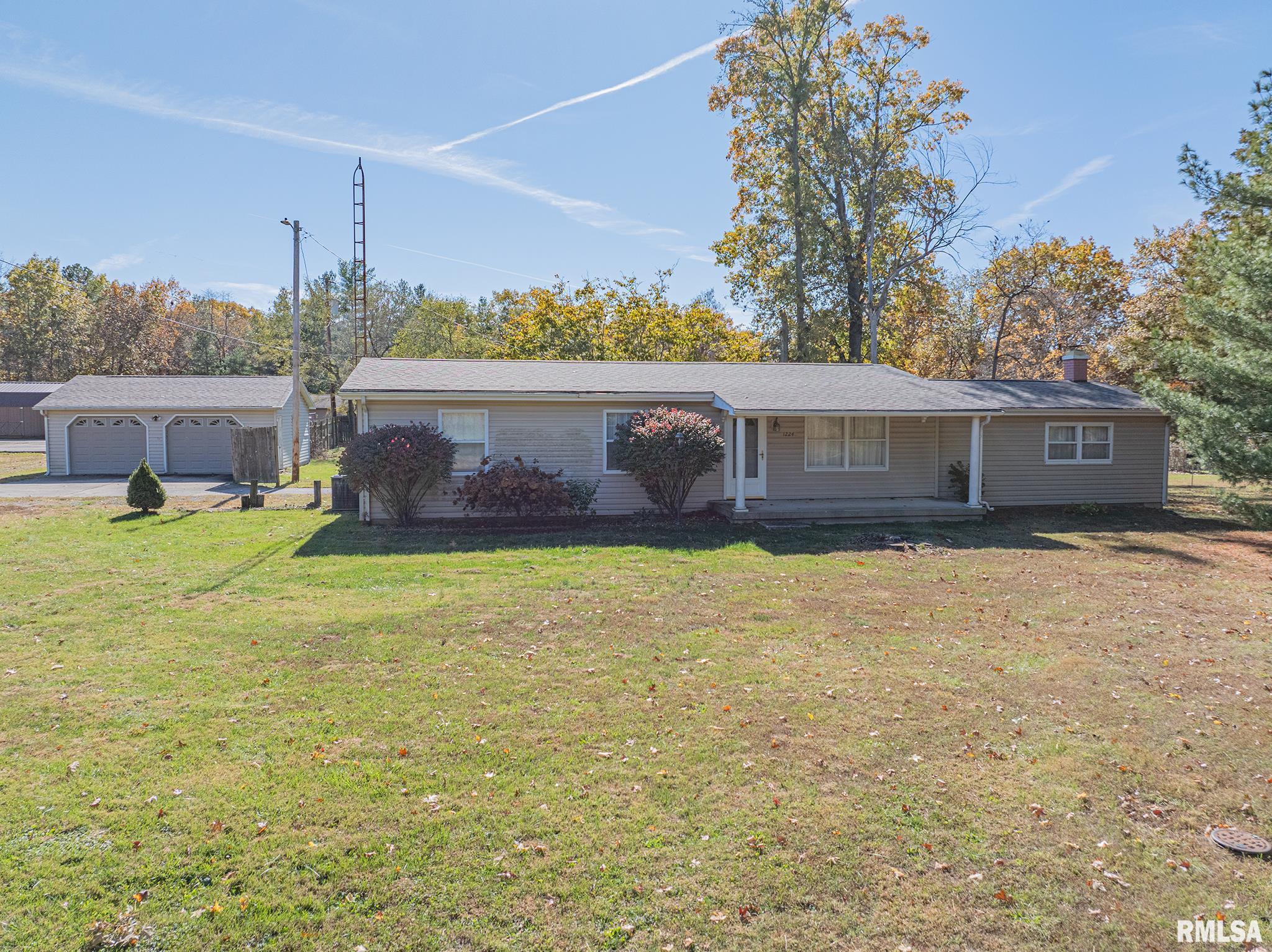 1224 Green Street Road, Centralia, Illinois image 1