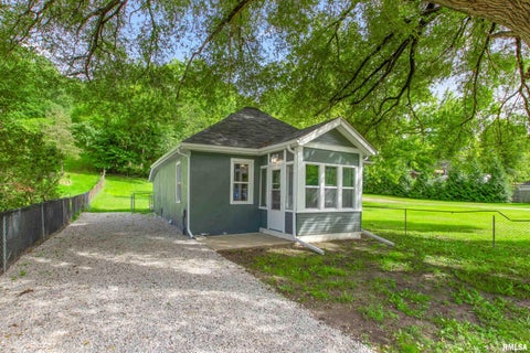 Homes For Sale - 210 Kerfoot Street<br/> Tazewell County, East Peoria, IL 61611