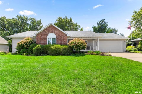 Homes For Sale - 404 North Street<br/> Washington, IL 61571