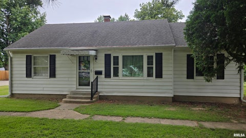 Homes For Sale - 441 N Walnut Street<br/> Sangamon County, Rochester, IL 62563