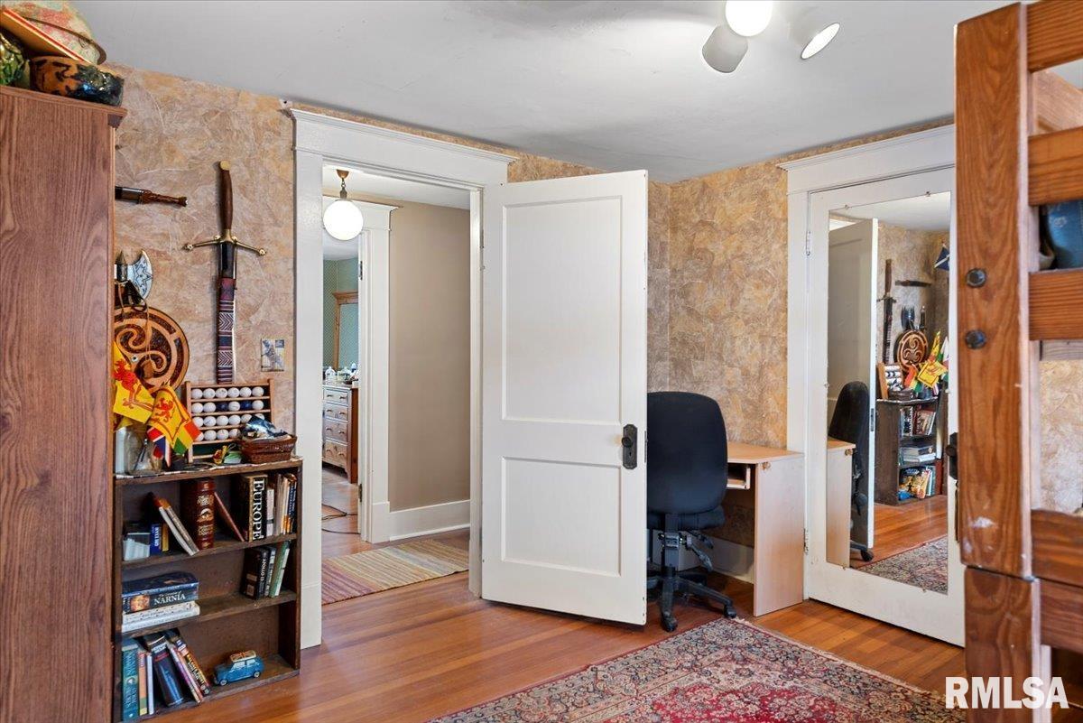 2282 Hog Barn Road, Ashland, Illinois image 27