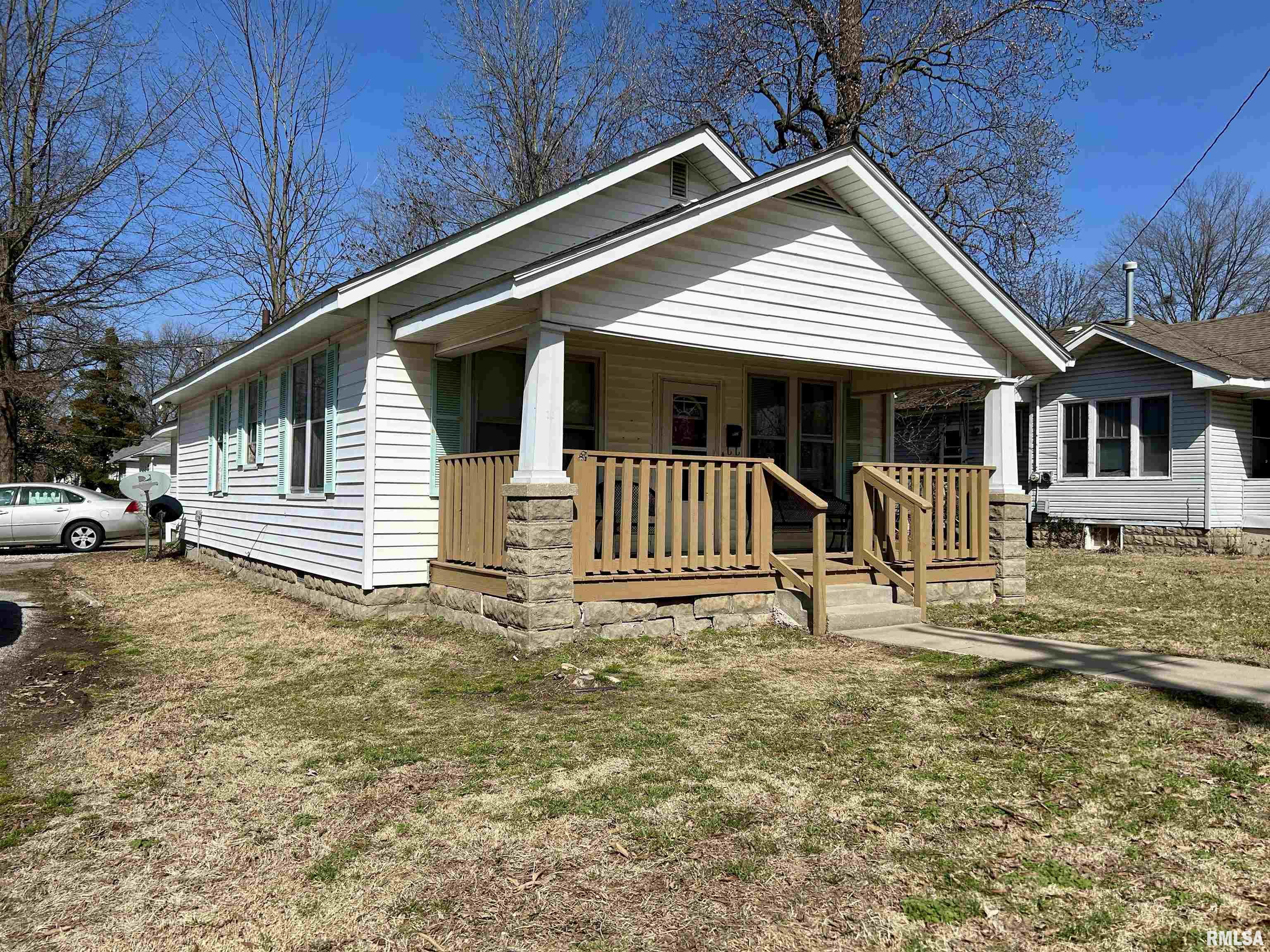 912 W Mill Street, Carbondale, Illinois image 1