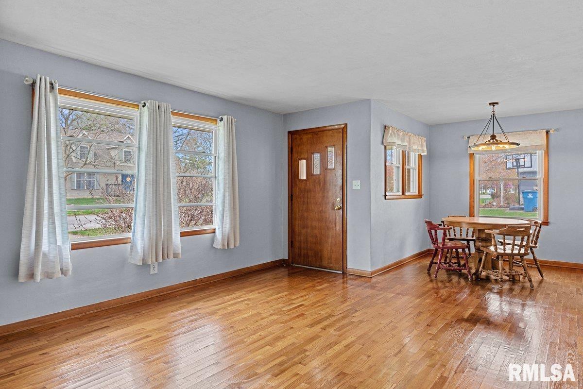 601 E Gibson Street, New Berlin, Illinois image 2