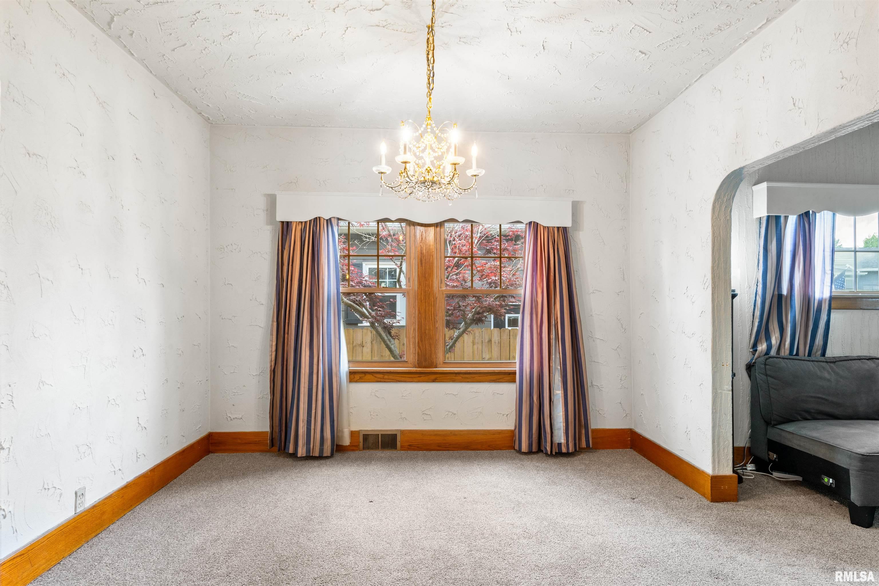 2320 6th Street, Moline, Illinois image 35