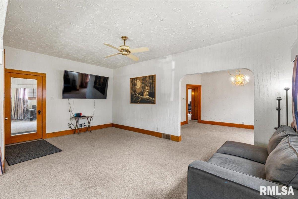 2320 6th Street, Moline, Illinois image 15