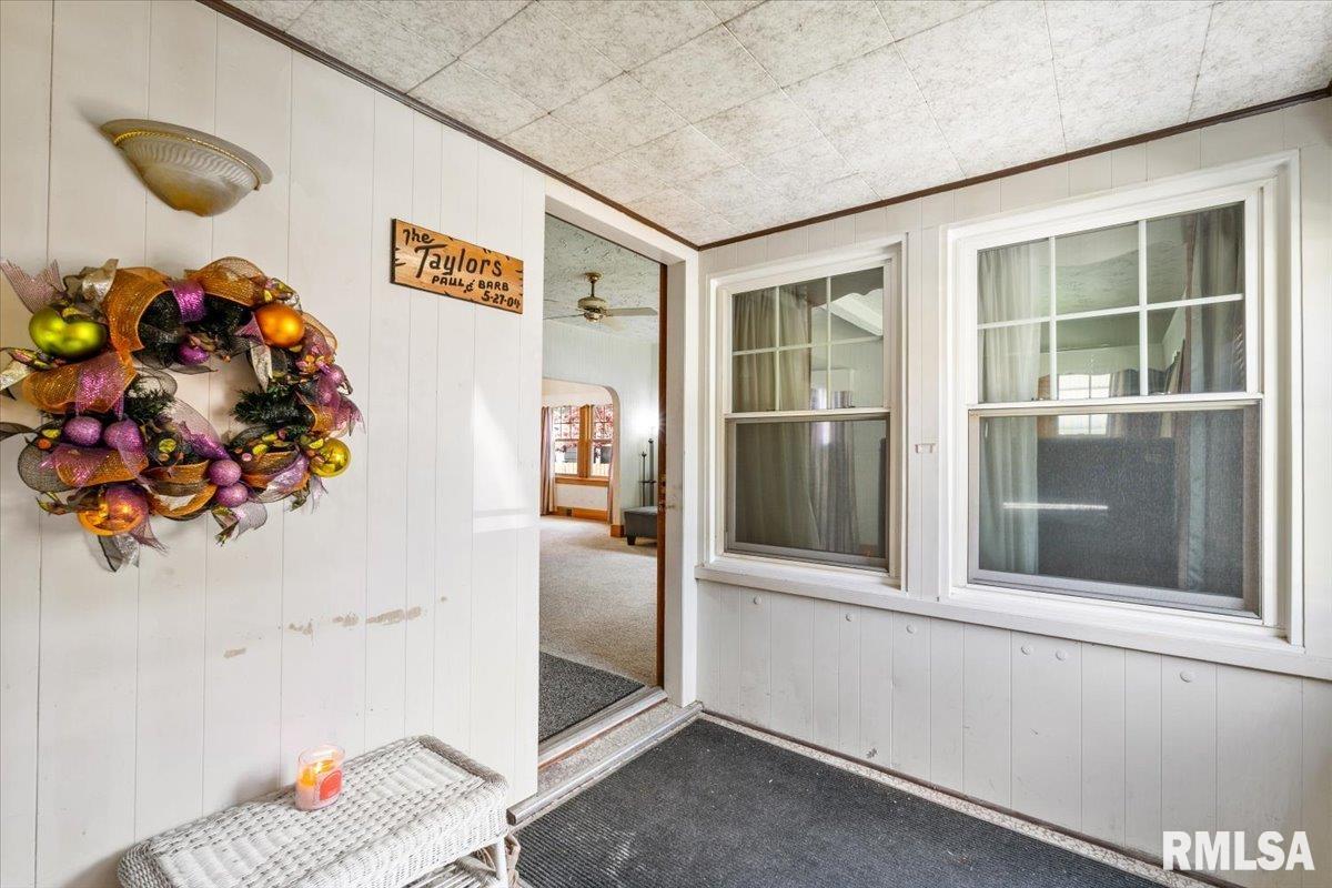 2320 6th Street, Moline, Illinois image 12