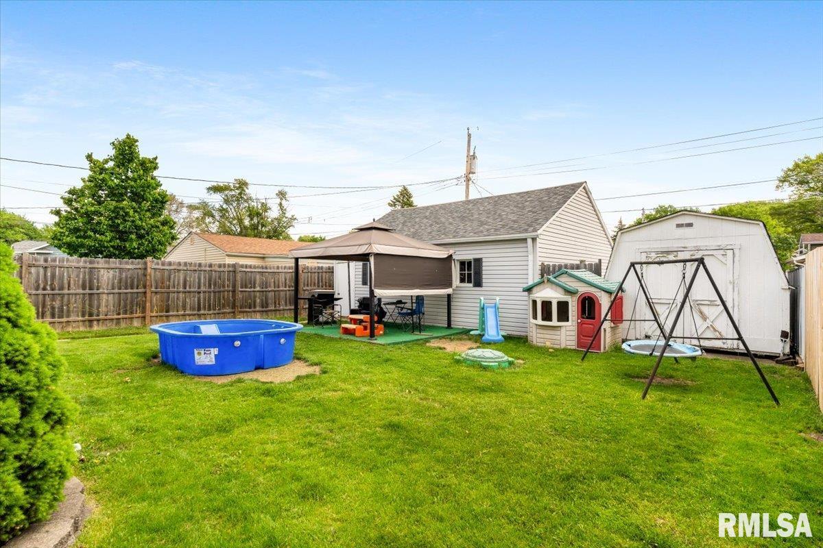2320 6th Street, Moline, Illinois image 5