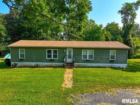 Homes For Sale - 1923 Stonefort Road<br/> Williamson County, Stonefort, IL 62987