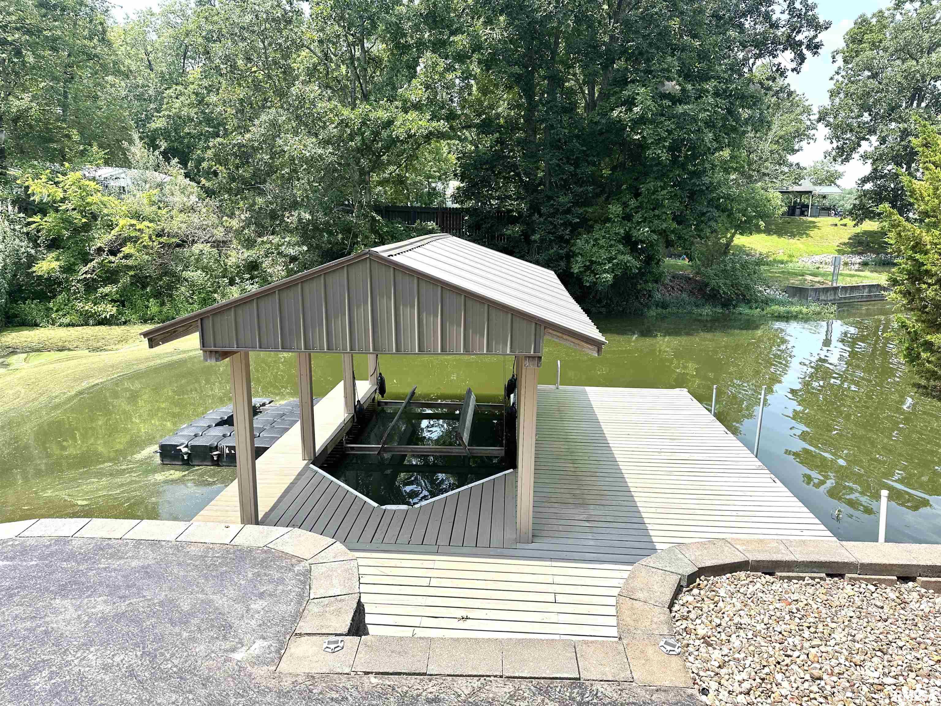 3287 Cumberland Road, Centralia, Illinois image 2