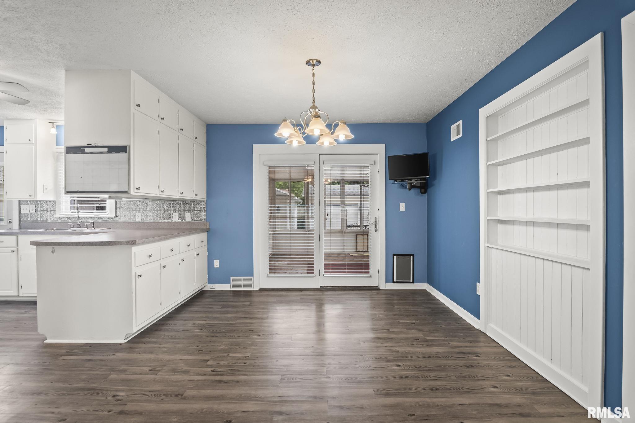 36 Bob O Link Drive, Springfield, Illinois image 9