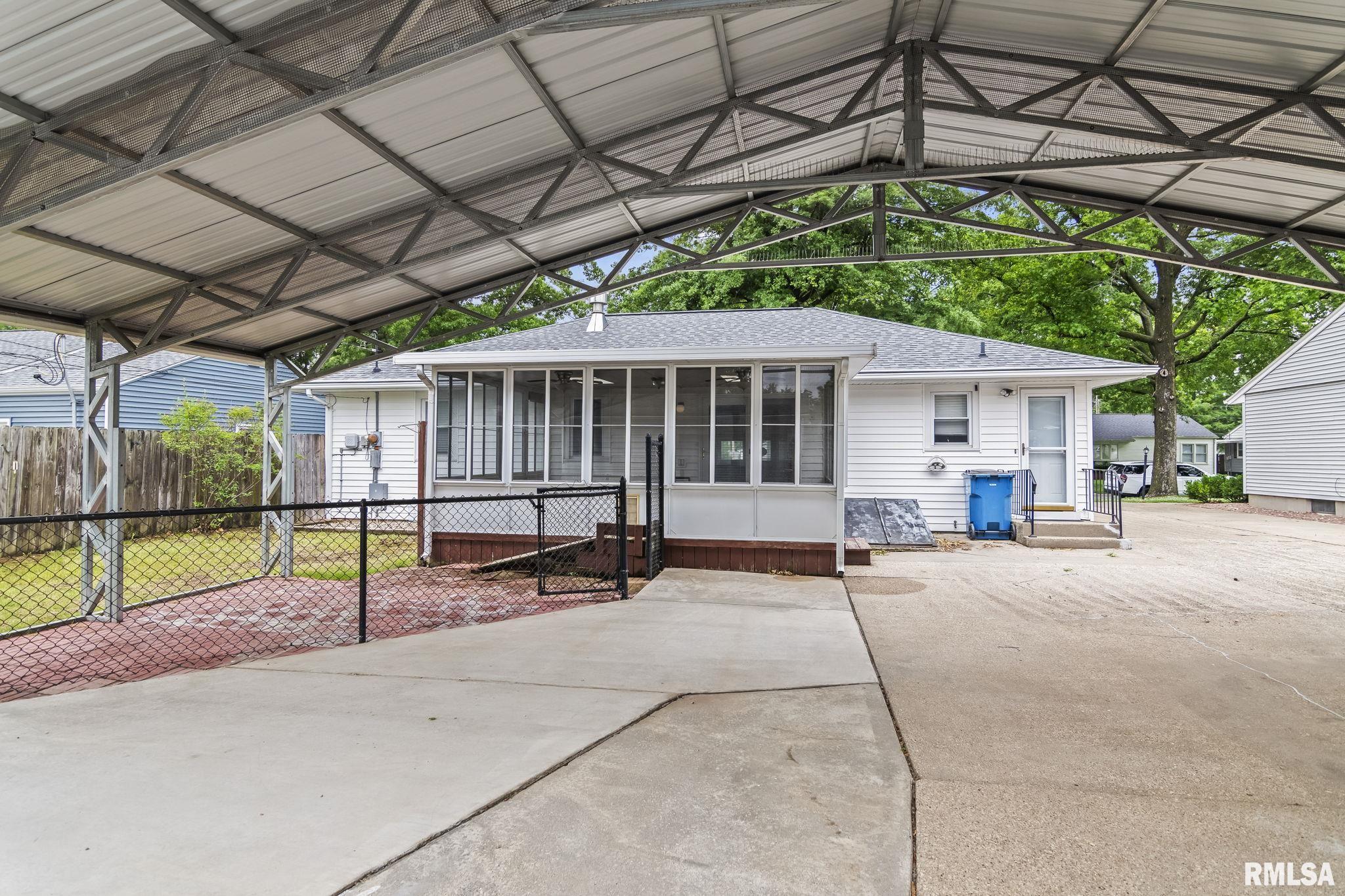 36 Bob O Link Drive, Springfield, Illinois image 38