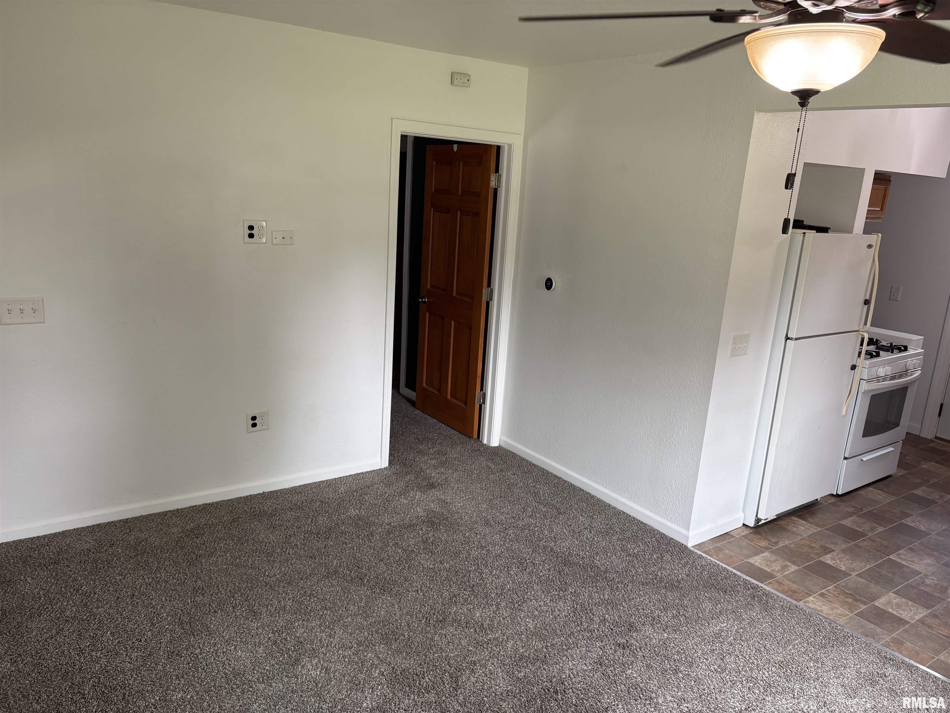 2807 W Kenwood Avenue, West Peoria, Illinois image 4