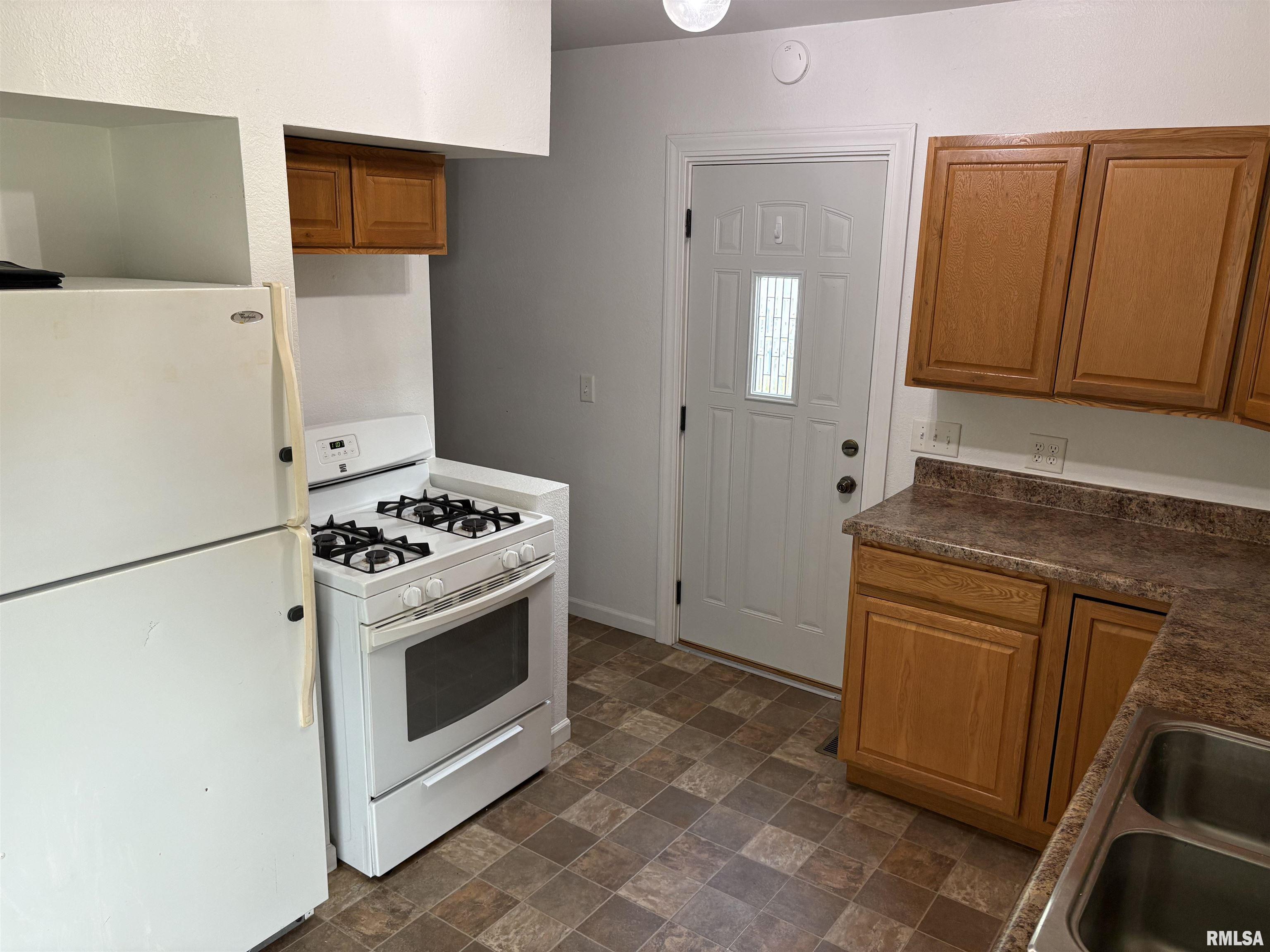 2807 W Kenwood Avenue, West Peoria, Illinois image 8