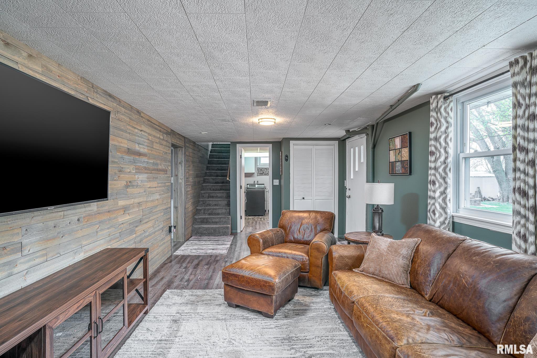 818 N Utah Avenue, Davenport, Iowa image 17