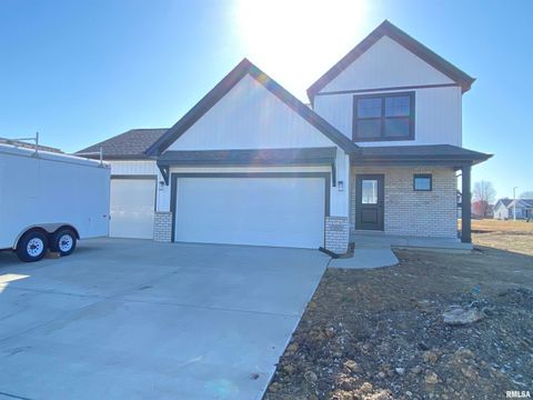 Homes For Sale - 304 Hodges Court<br/> Chatham, IL 62629