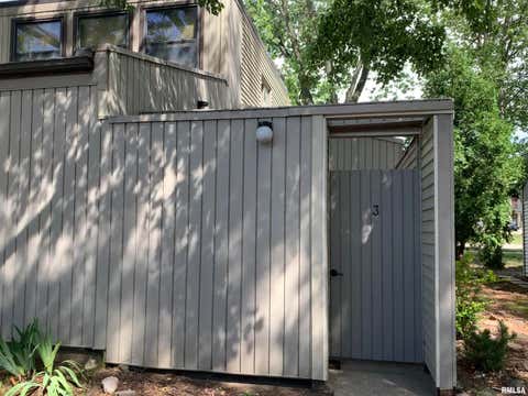 Condo For Sale - 6809 N Frostwood Parkway #3<br/> Peoria, IL 61615