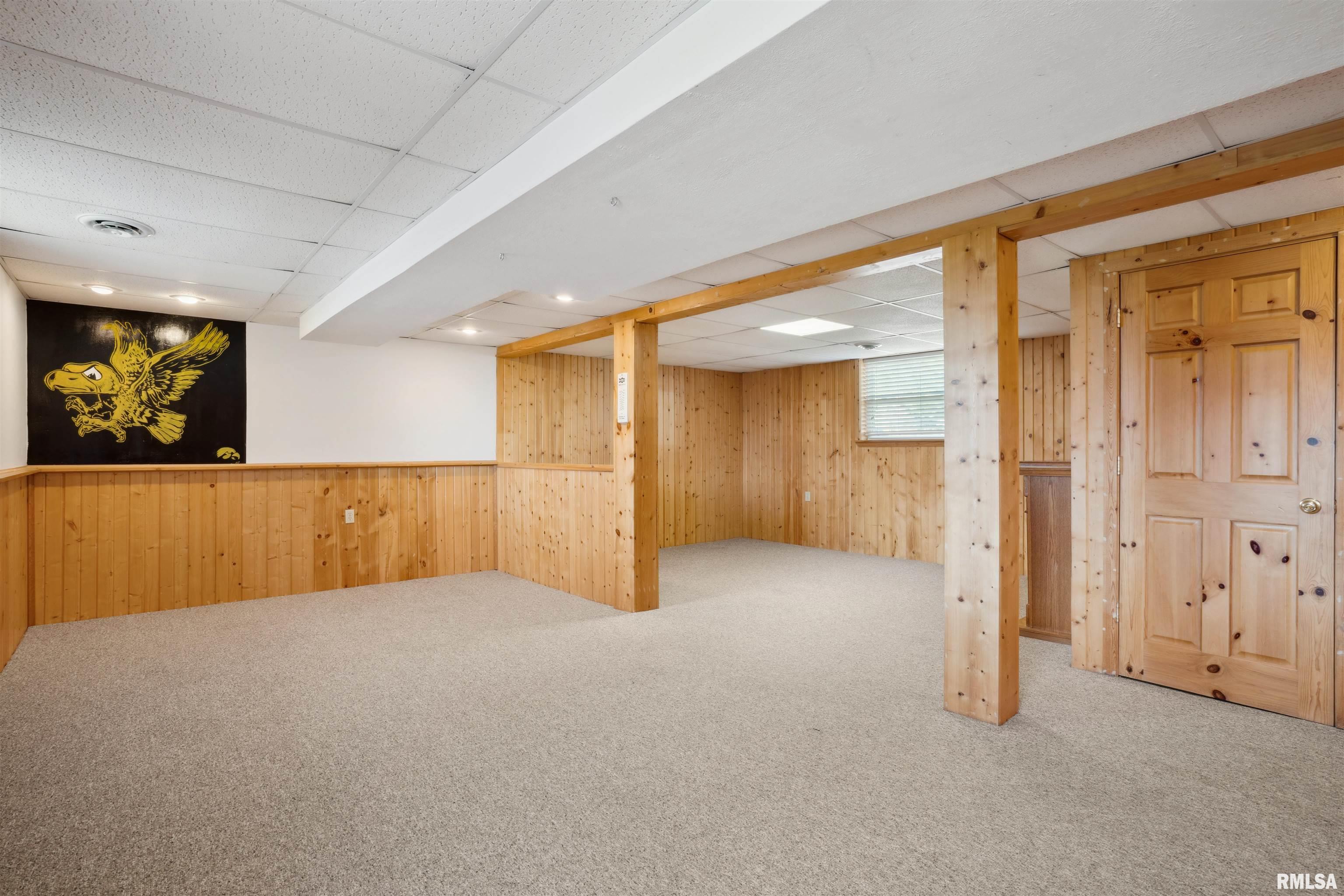 105 Country Court, De Witt, Iowa image 16
