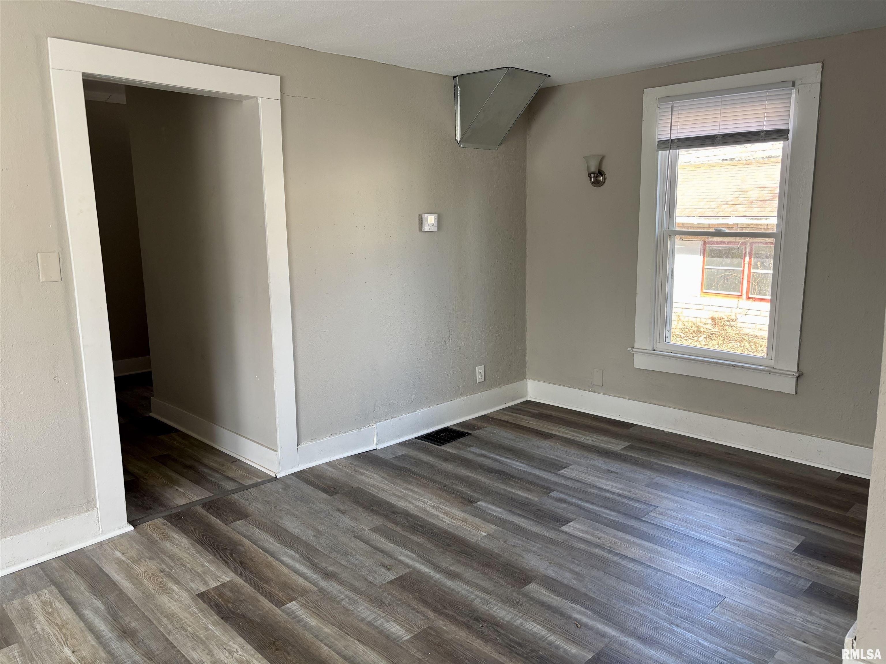 1322 Spring Street, Davenport, Iowa image 12