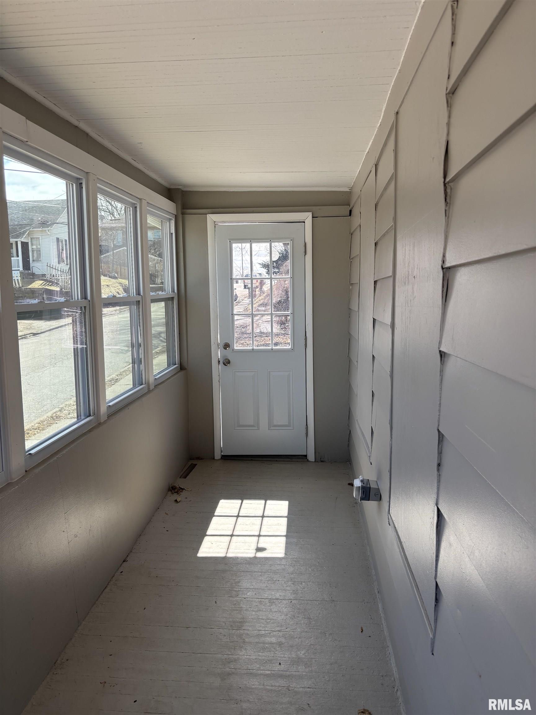1322 Spring Street, Davenport, Iowa image 6