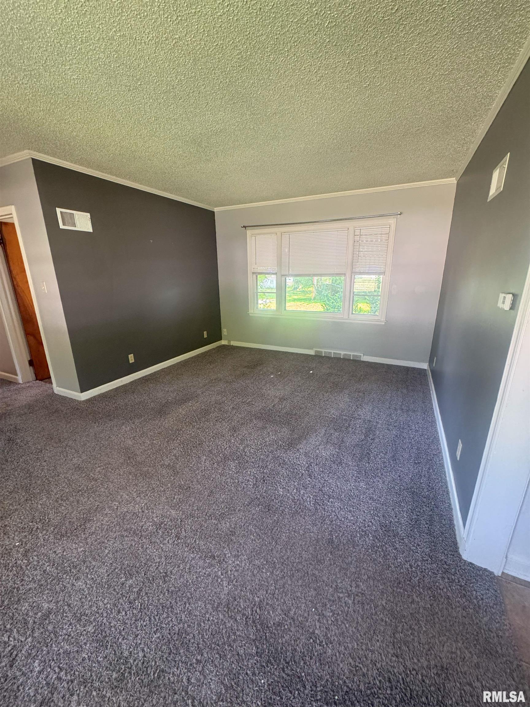 1515 Lazy Lane, Clinton, Iowa image 2