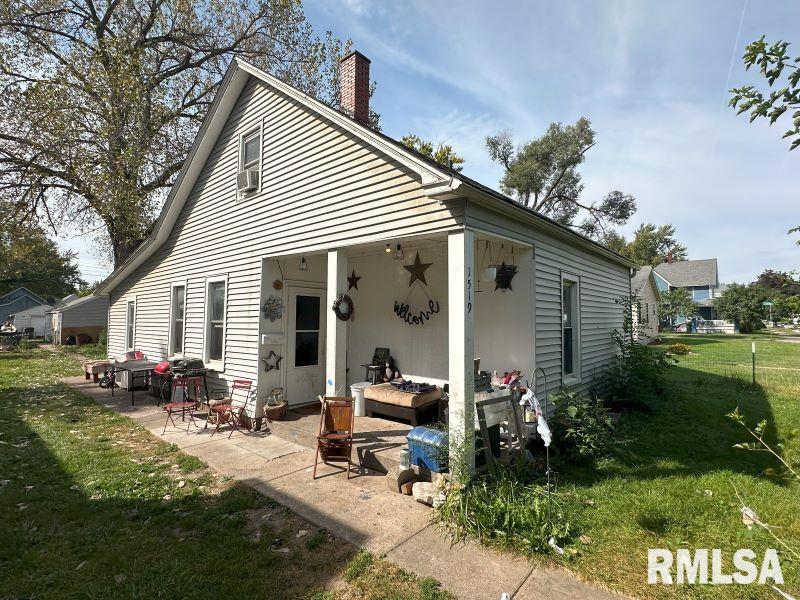 1519 W 7th Street, Davenport, Iowa image 1