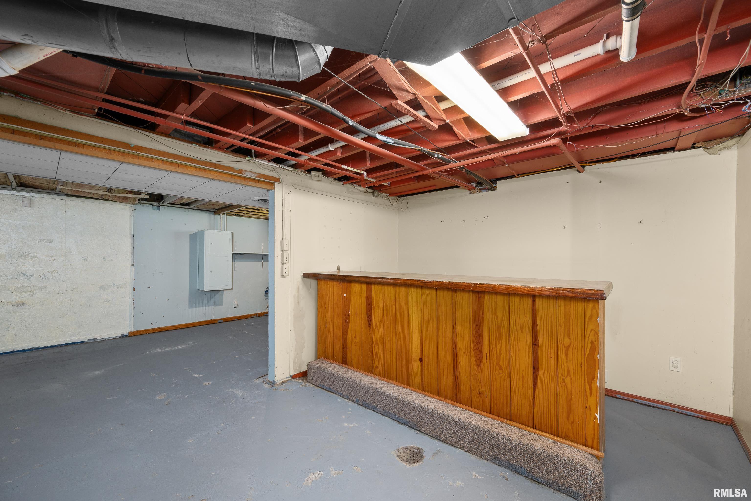 2920 Roosevelt Street, Clinton, Iowa image 20