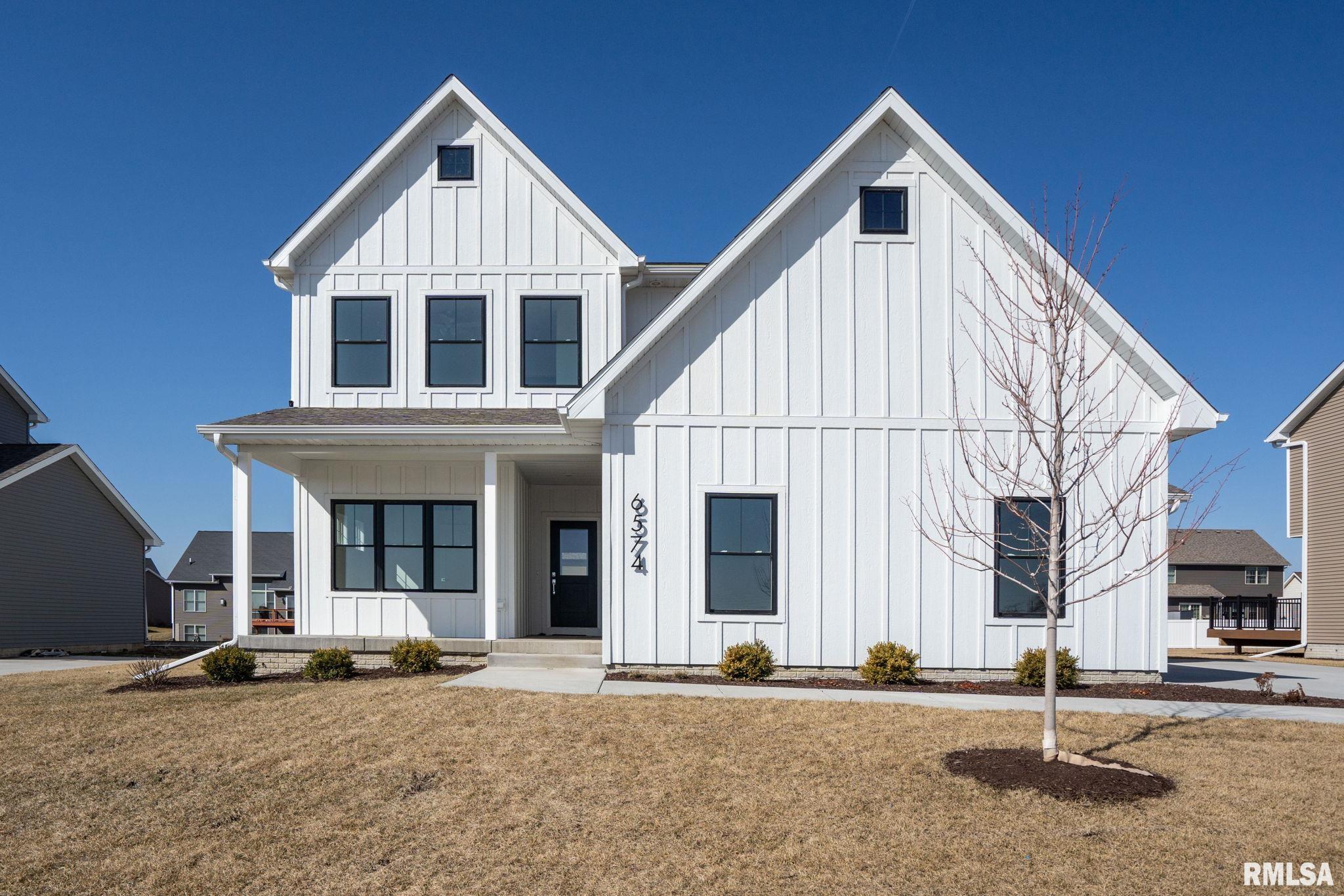 6574 Pelican Street, Bettendorf, Iowa image 1