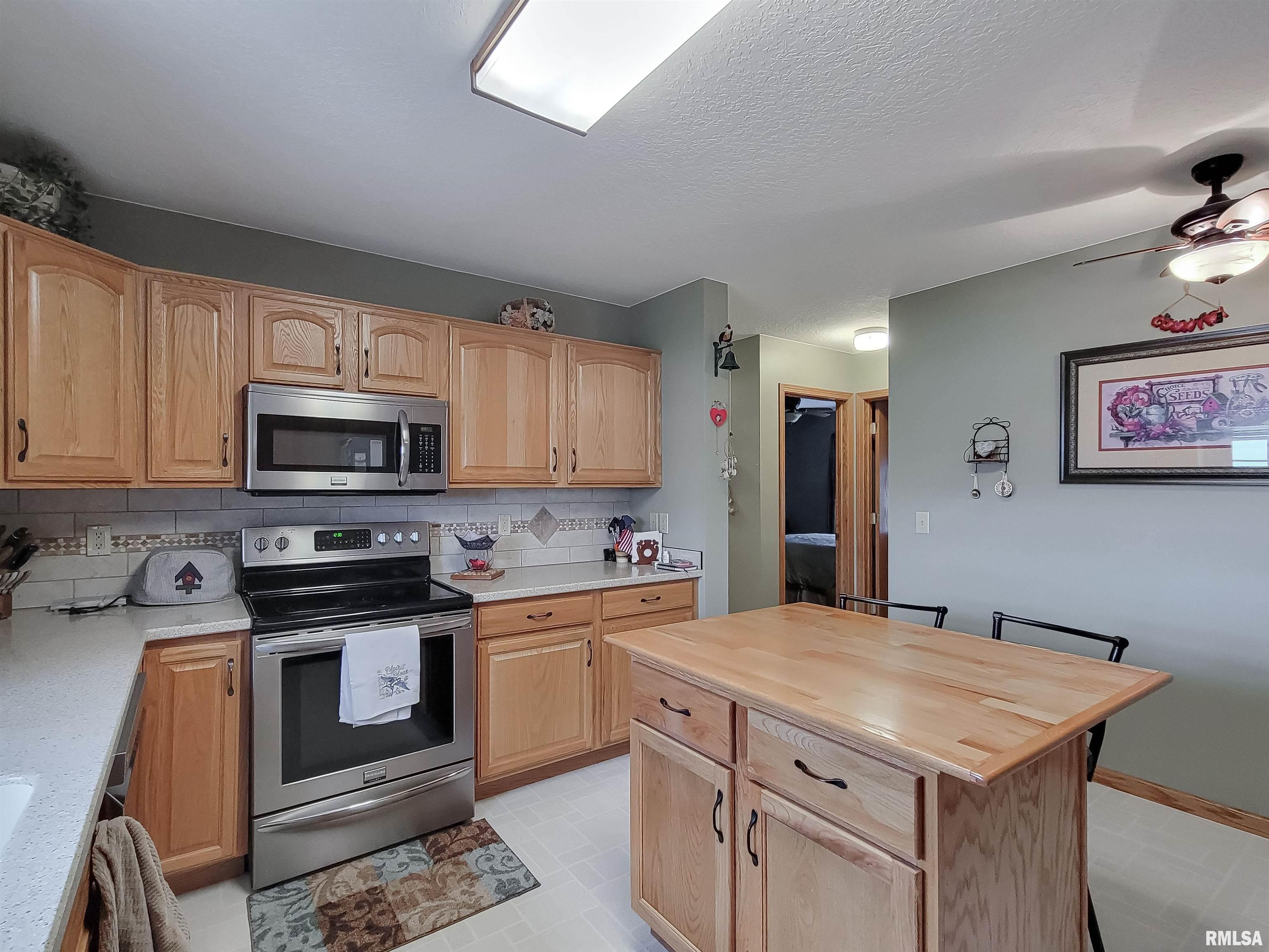 304 E 10th Street, De Witt, Iowa image 12