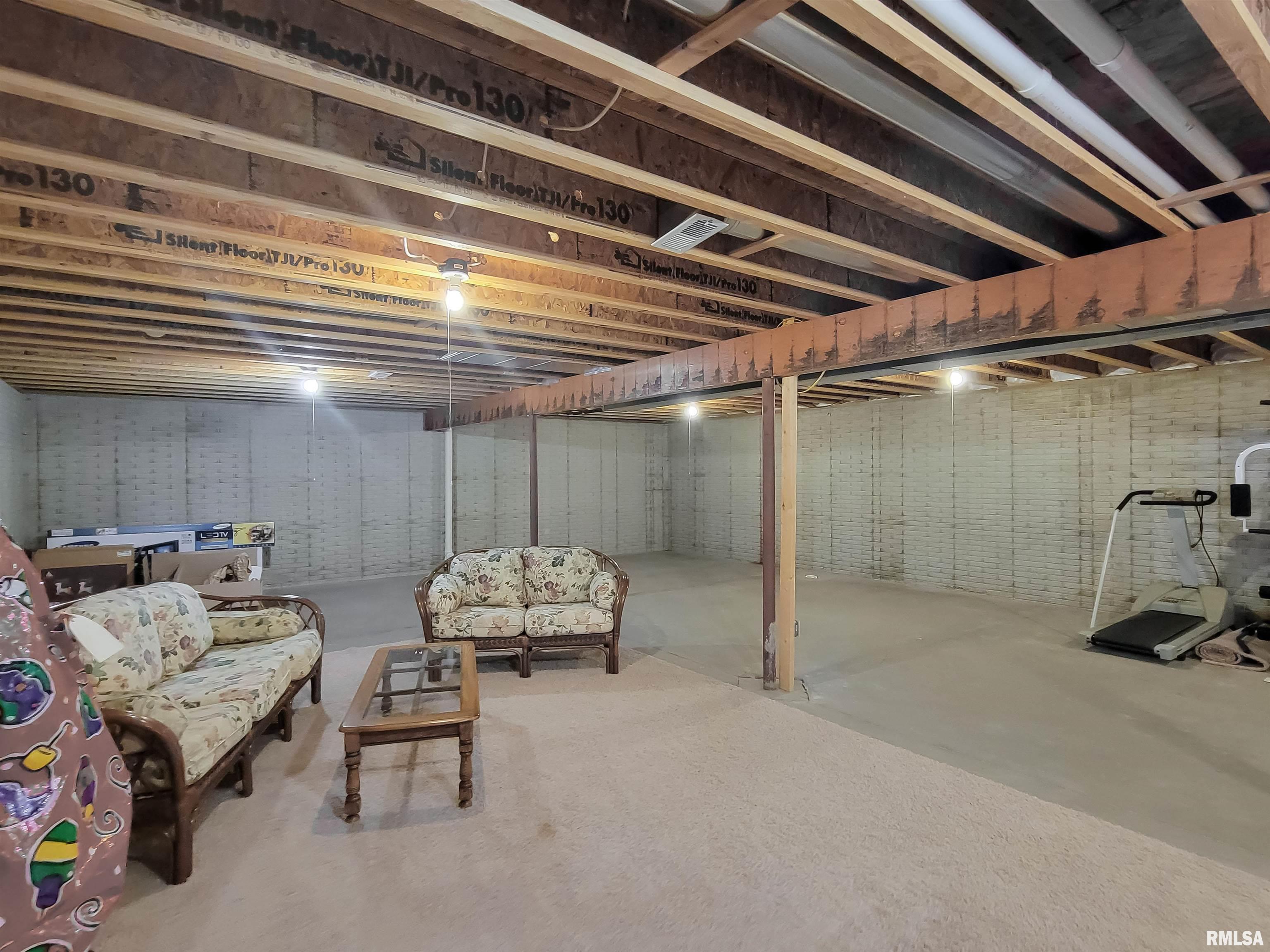 304 E 10th Street, De Witt, Iowa image 23