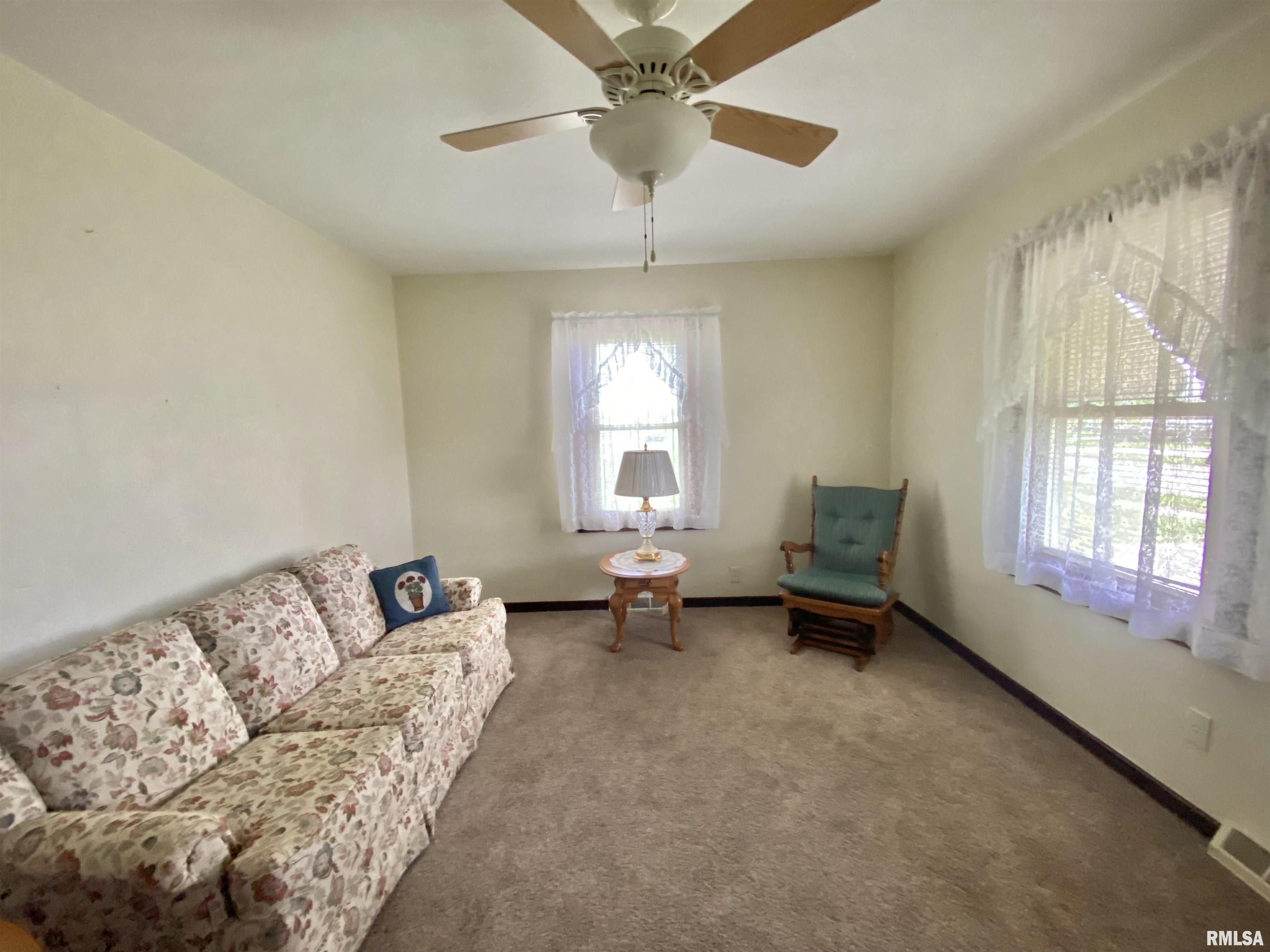 846 S 7th Avenue, Canton, Illinois image 24