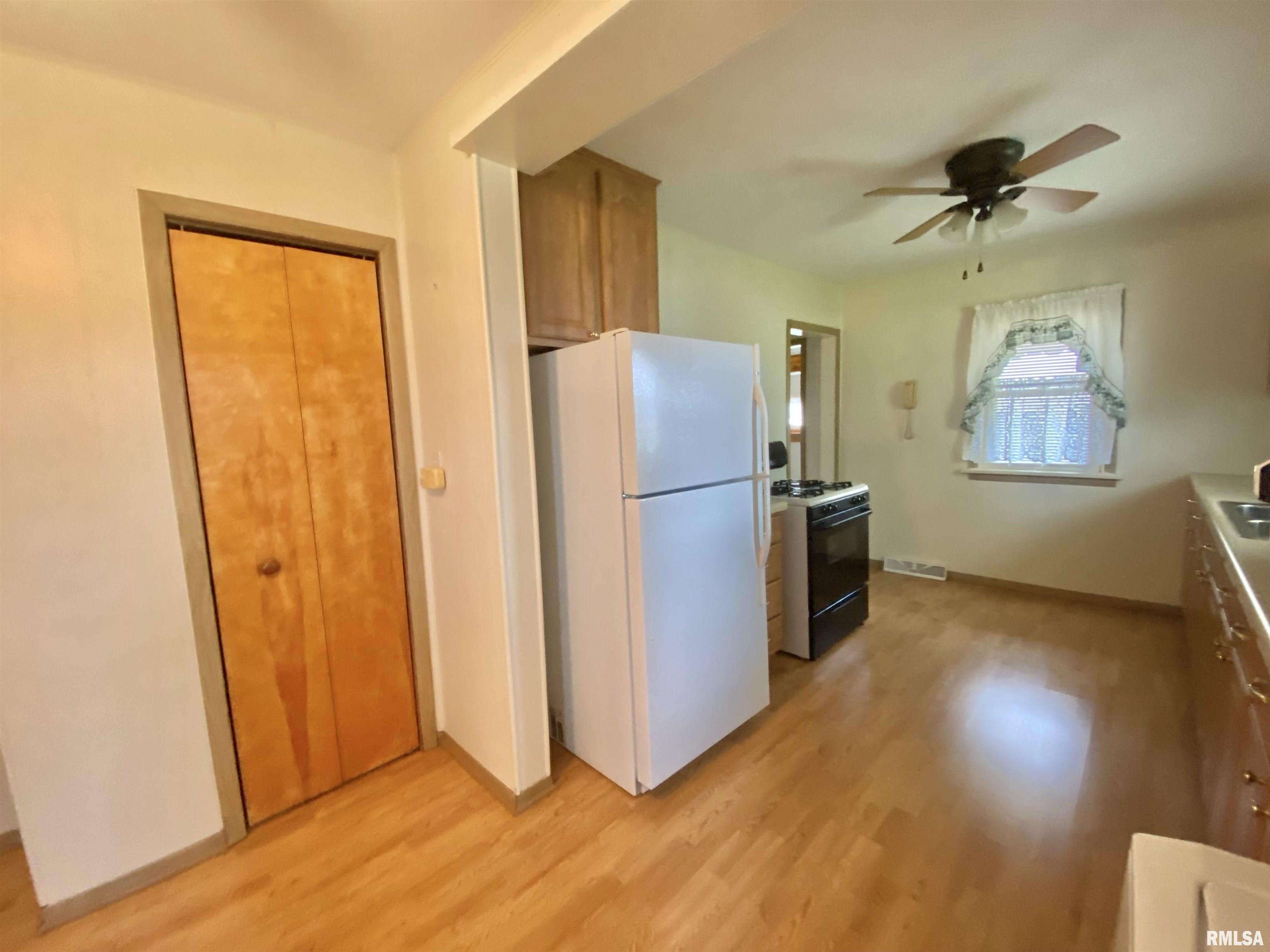 846 S 7th Avenue, Canton, Illinois image 13